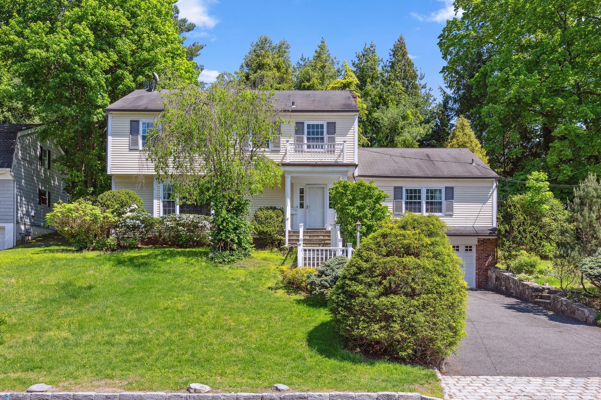 #1 photo, 26 Church Lane, Scarsdale , NY 10583