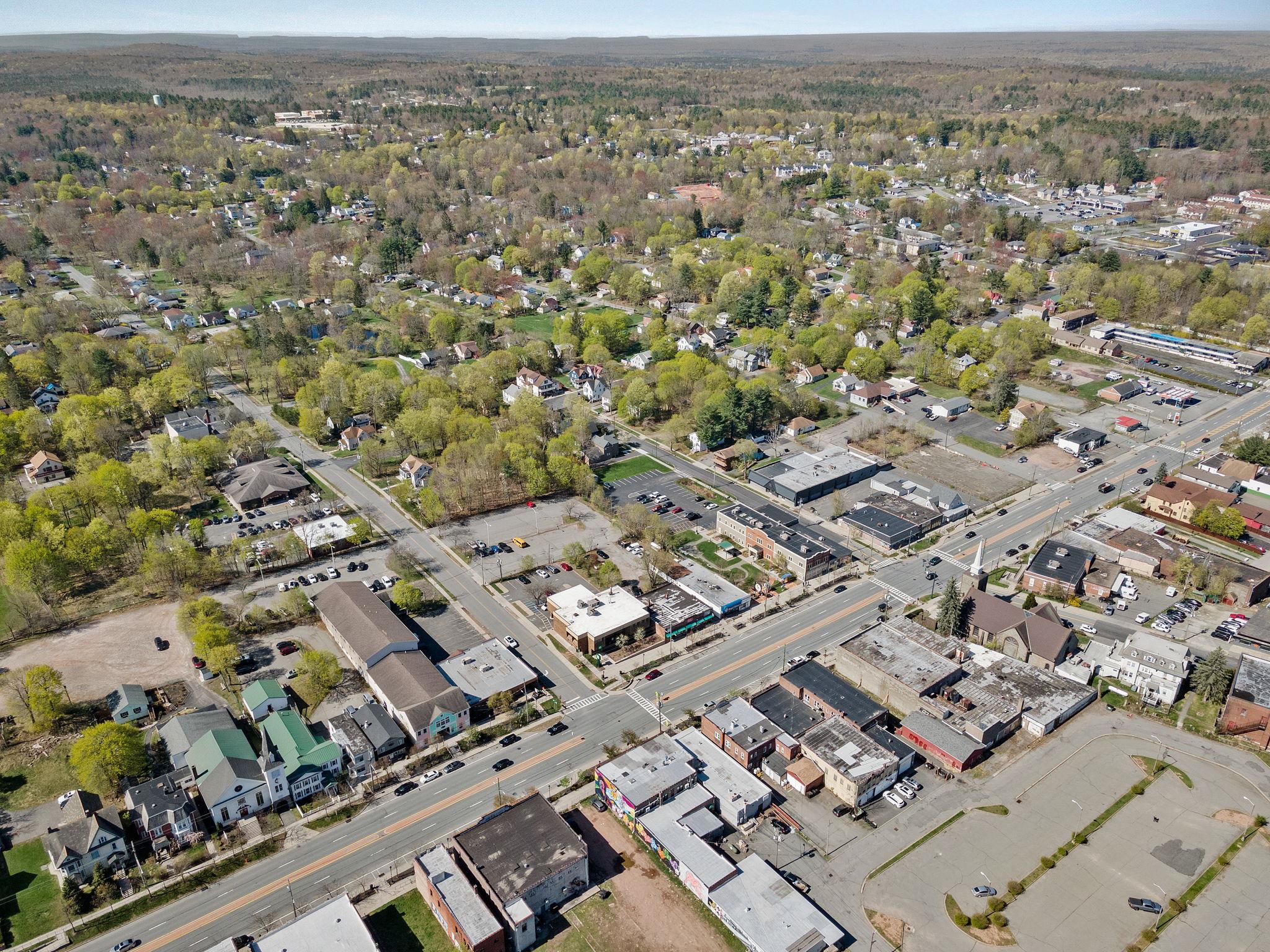 #20 photo, 456 Broadway, Monticello , NY 12701