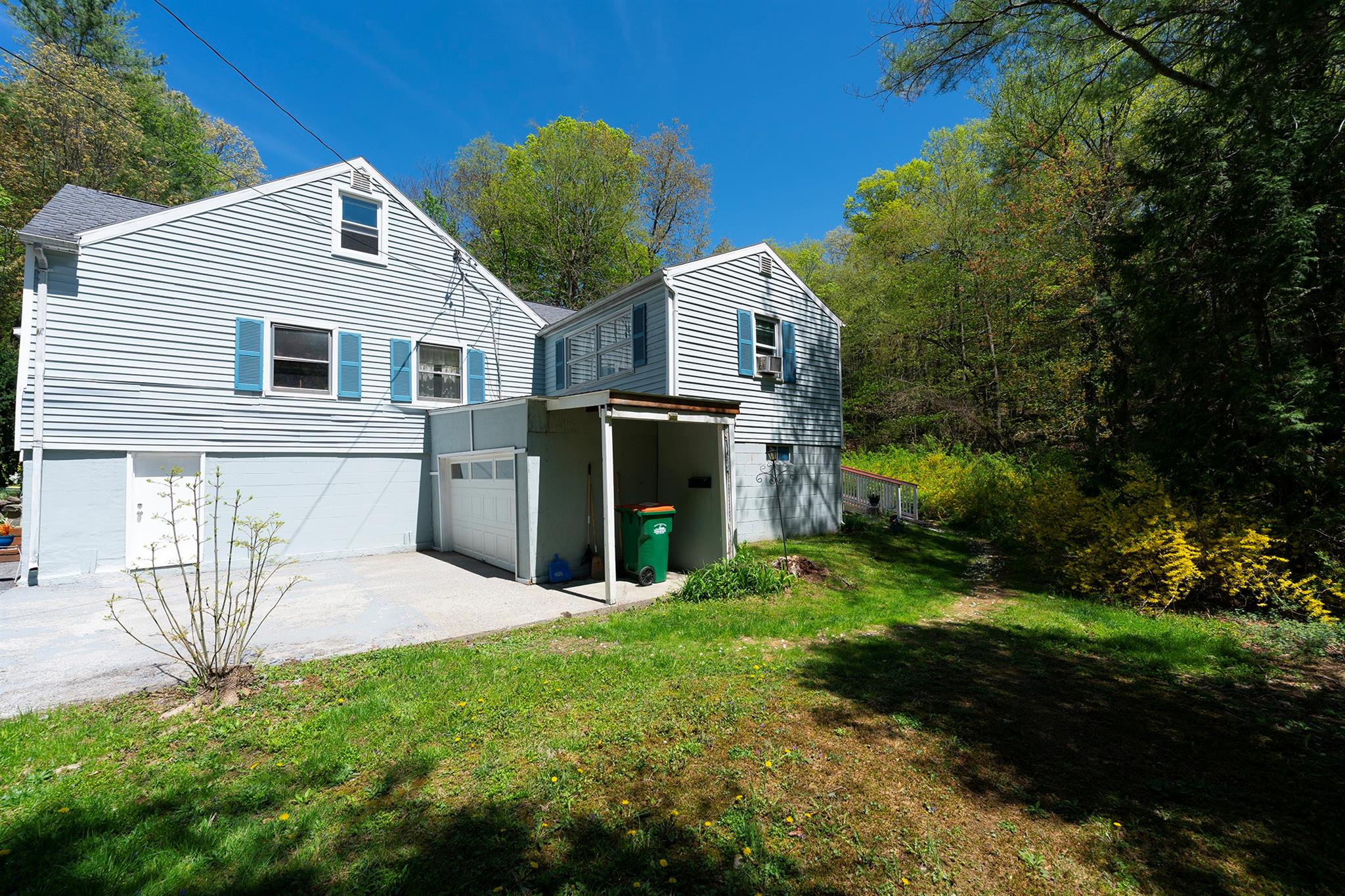 #1 photo, 21 Van Dam Road, Hyde Park , NY 12538