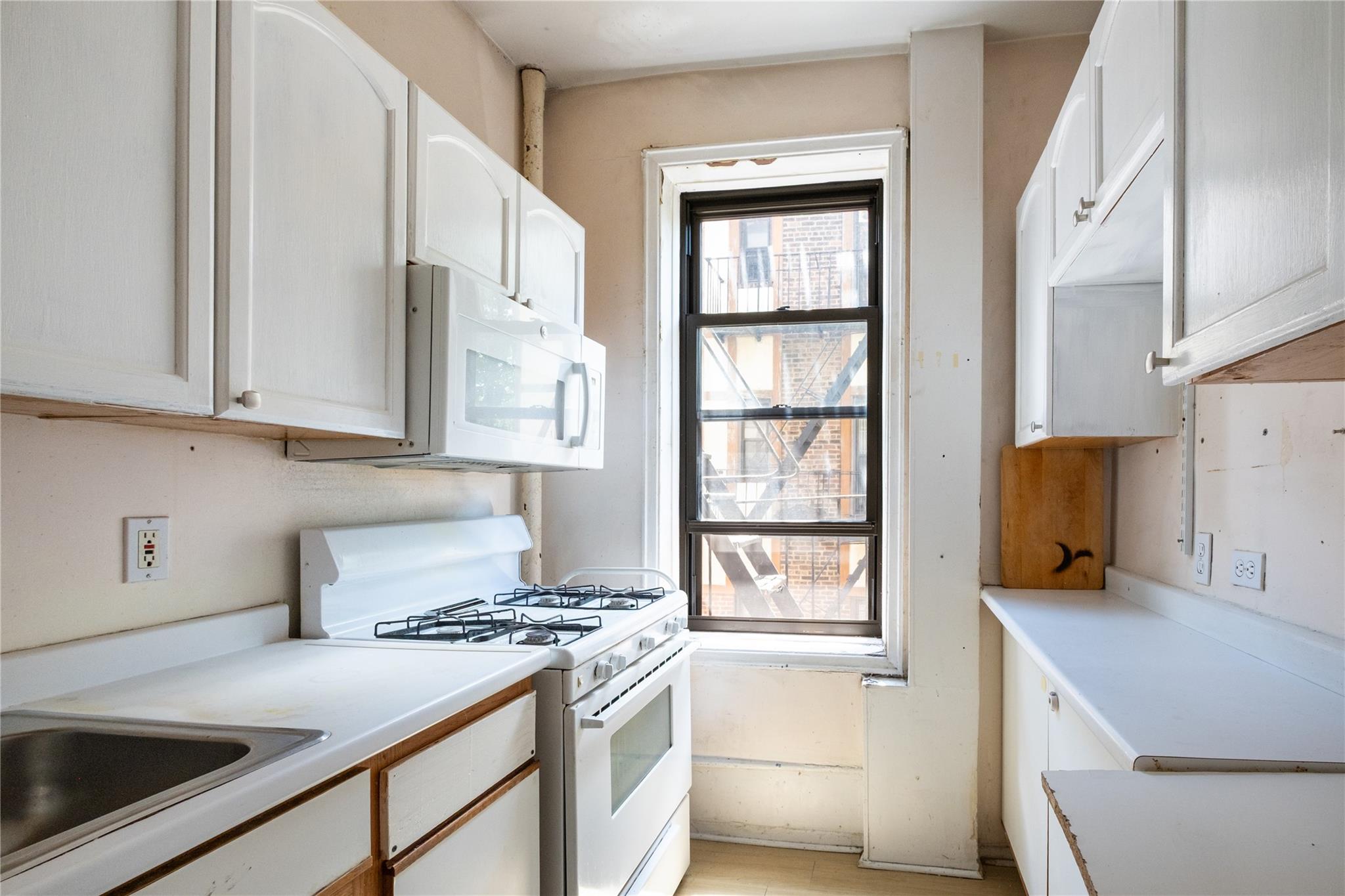 #18 photo, 760 Brady Avenue Avenue, ブロンクス区 Bronx , NY 10462