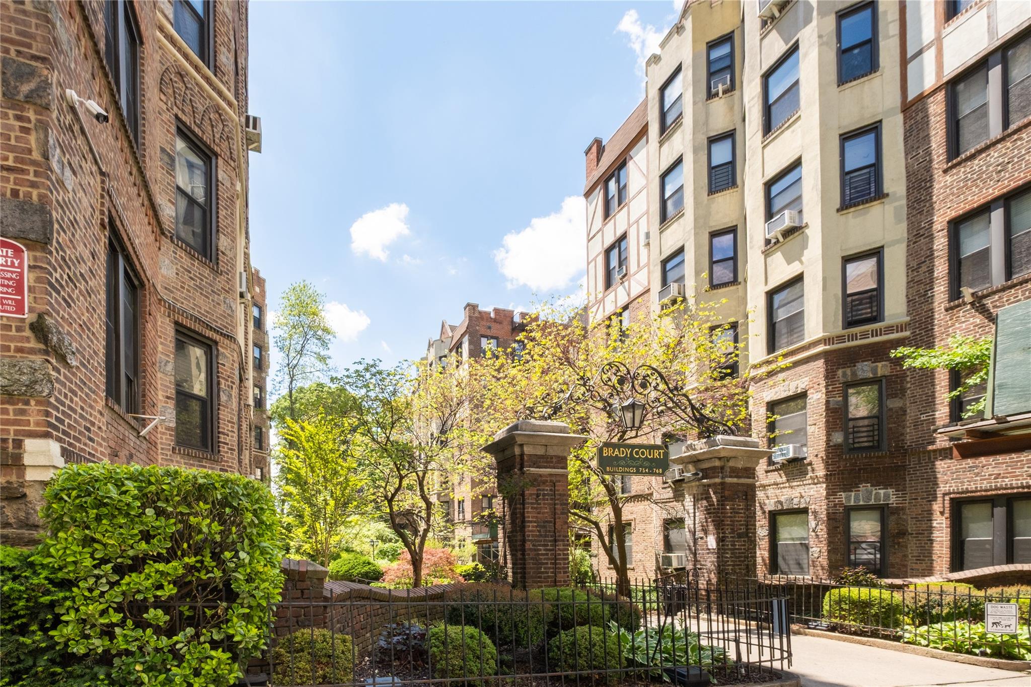 #2 photo, 760 Brady Avenue Avenue, ブロンクス区 Bronx , NY 10462