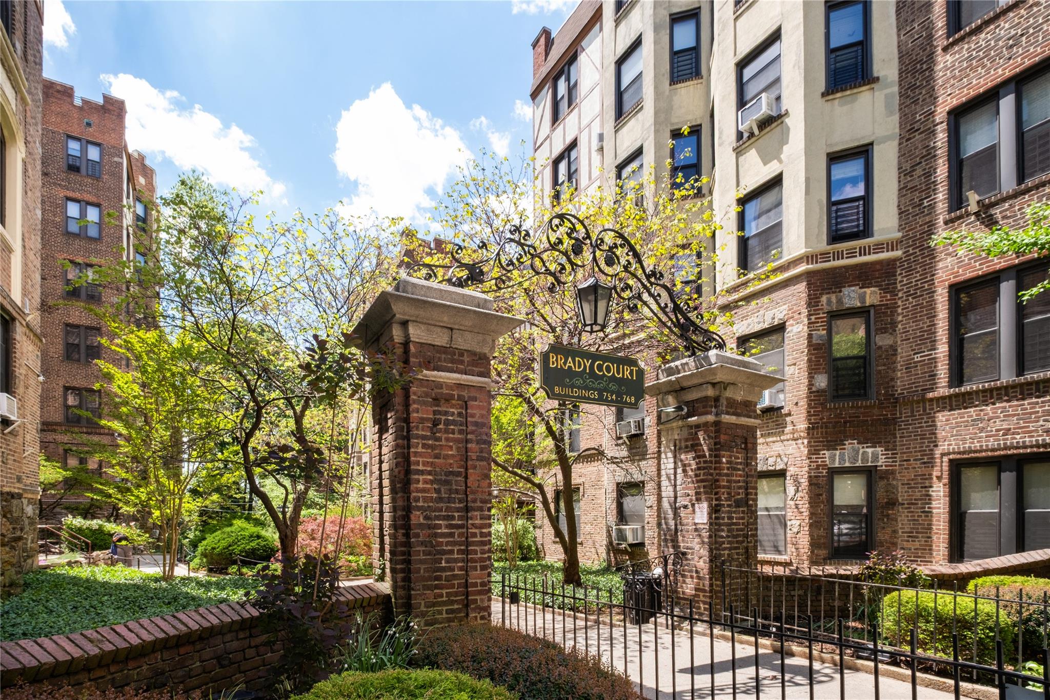 #5 photo, 760 Brady Avenue Avenue, ブロンクス区 Bronx , NY 10462