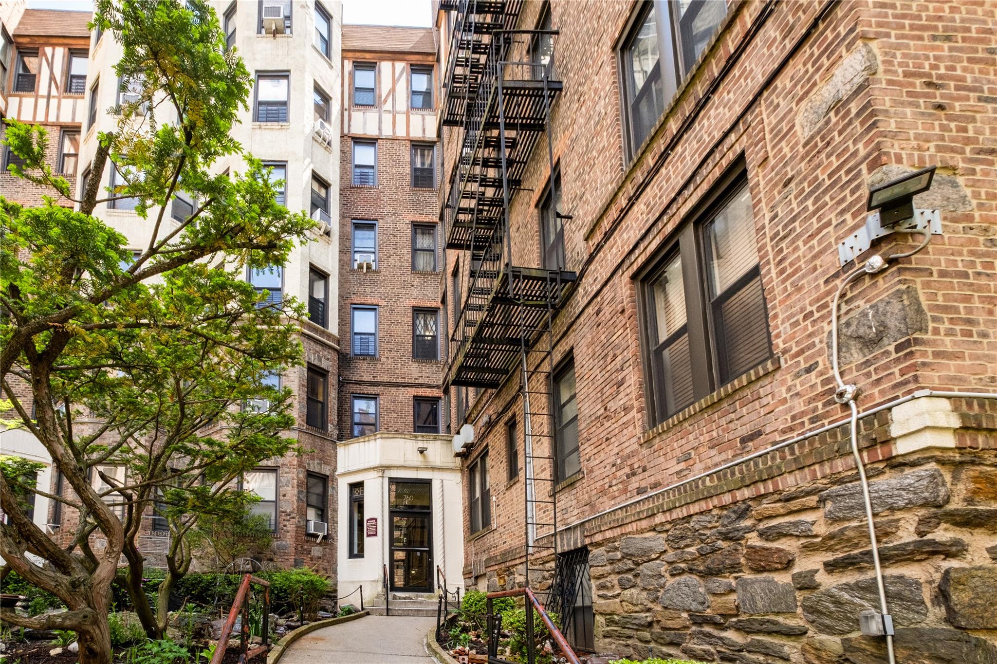 #6 photo, 760 Brady Avenue Avenue, ブロンクス区 Bronx , NY 10462