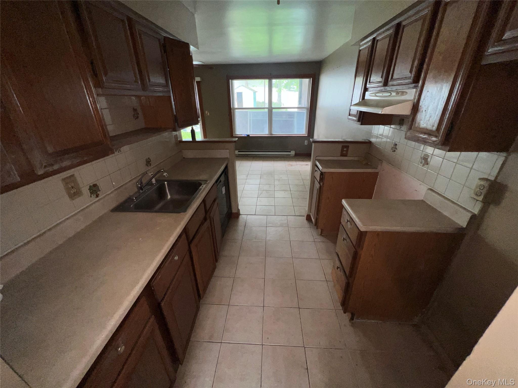 #2 photo, 5 Northgate Drive, Walden , NY 12586