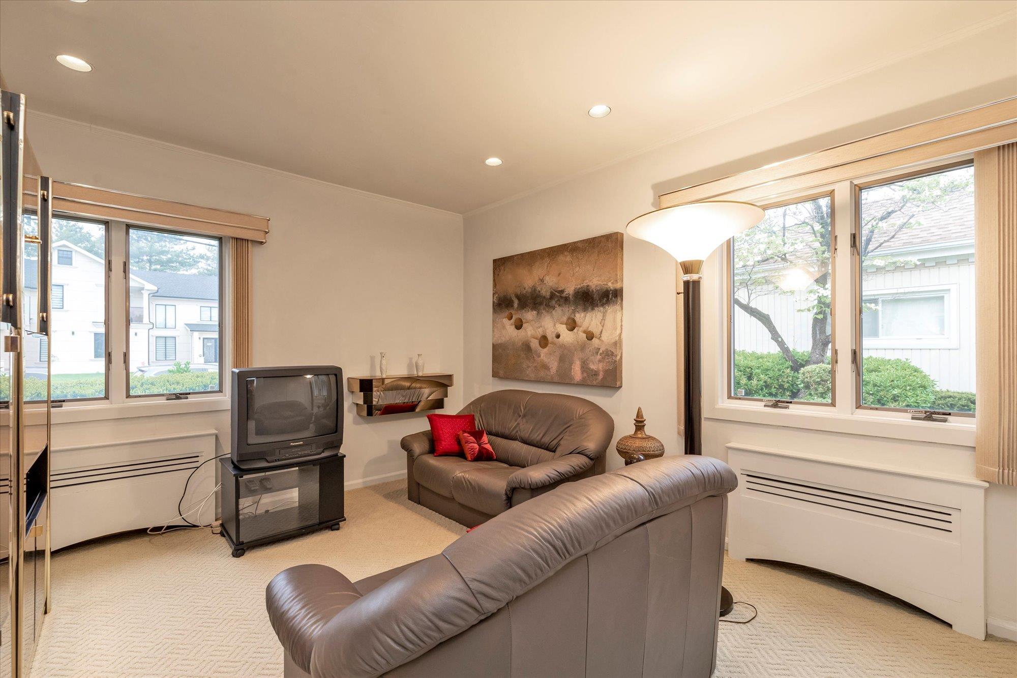 #16 photo, 1603 Cynthia Court, ナッソー郡 Hewlett , NY 11557