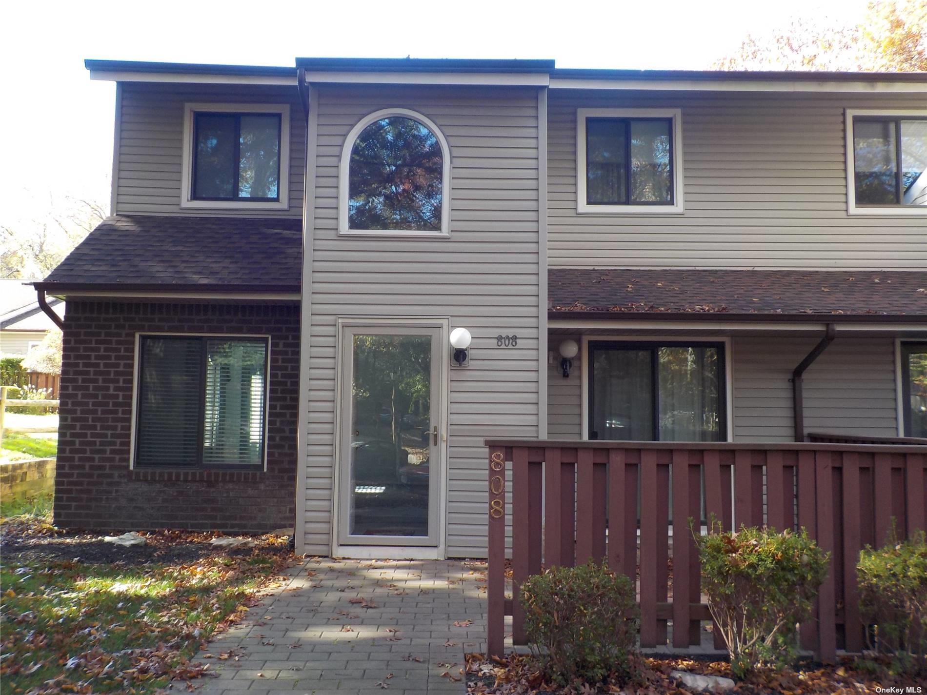 #1 photo, 808 Woodland Court, Coram , NY 11727