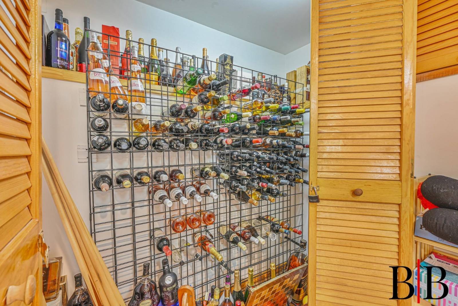 #28 photo, 80 Whitman Drive, Mill Basin , NY 11234