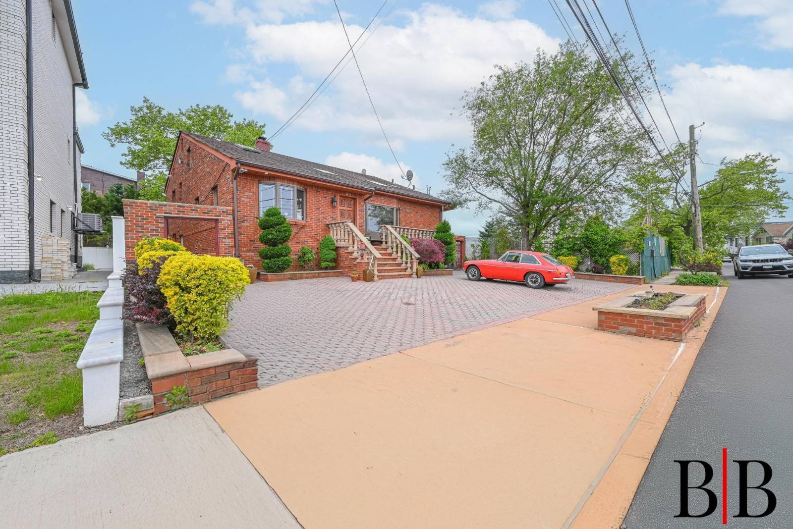 #8 photo, 80 Whitman Drive, Mill Basin , NY 11234