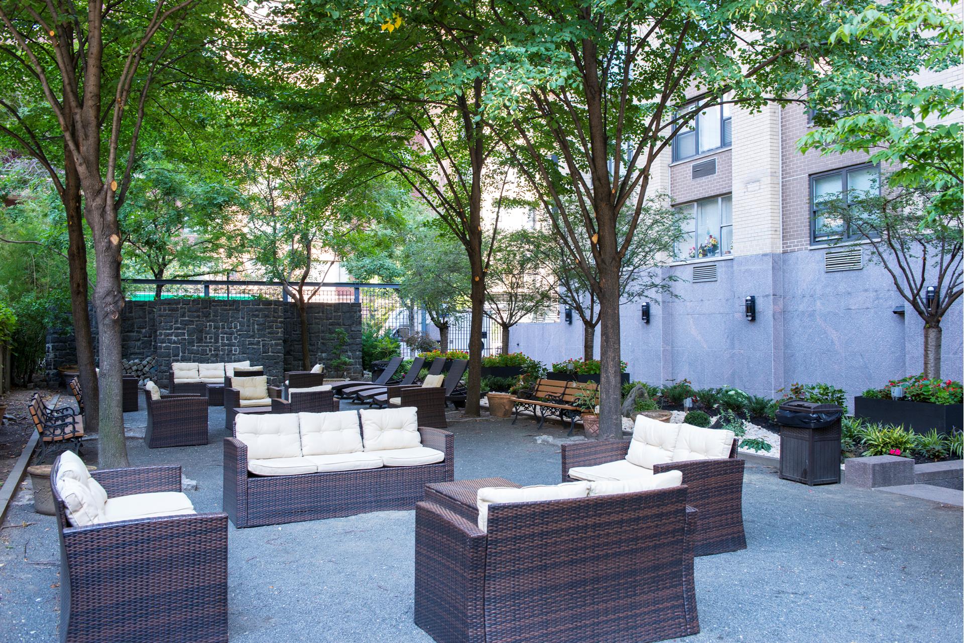 #12 photo, 201 W 70TH Street, マンハッタン Lincoln Square , NY 10023