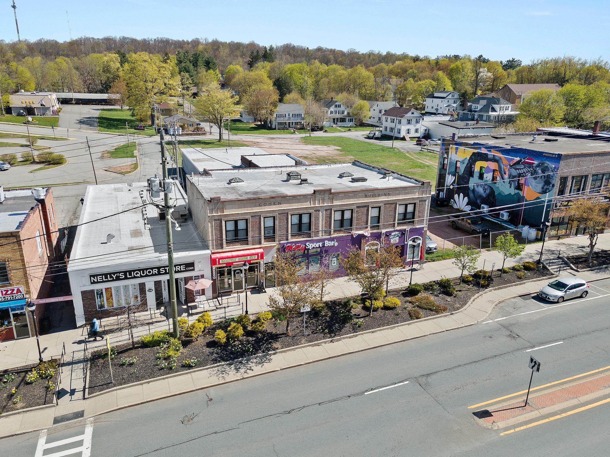 #4 photo, 456 Broadway, Monticello , NY 12701