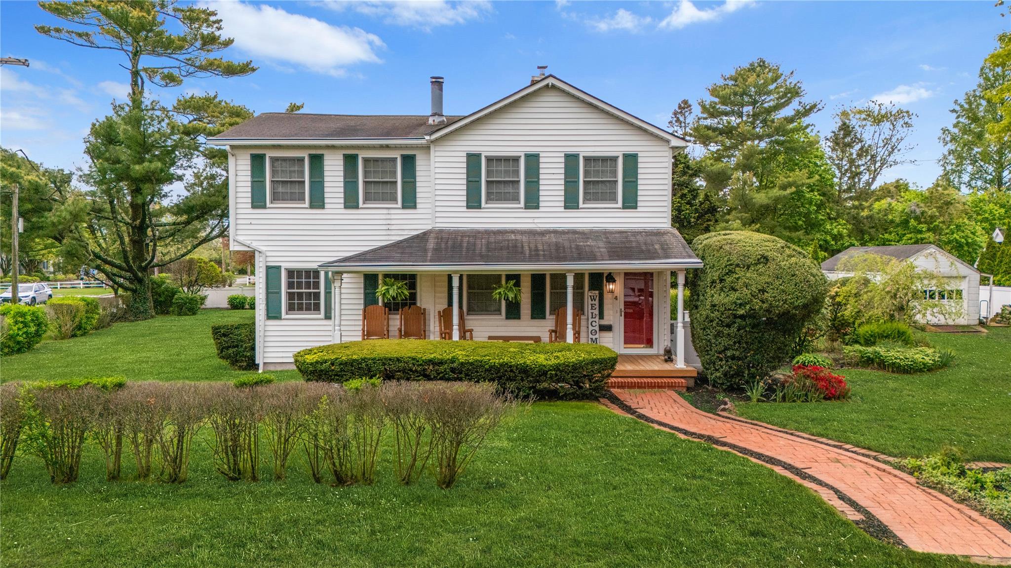 #1 photo, 4 Coles Avenue, Amityville , NY 11701