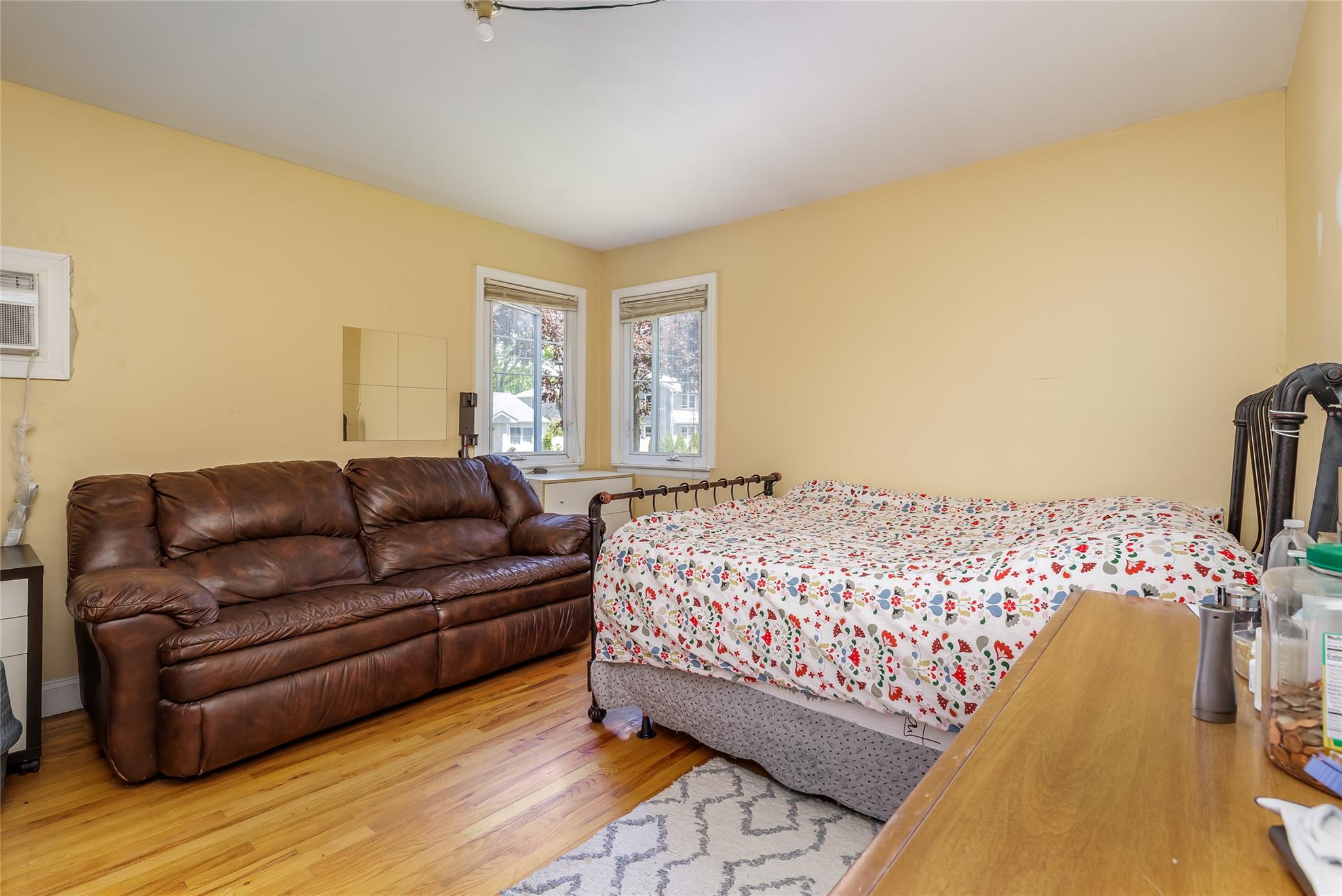 #11 photo, 1 Varney Avenue, Huntington Station , NY 11746