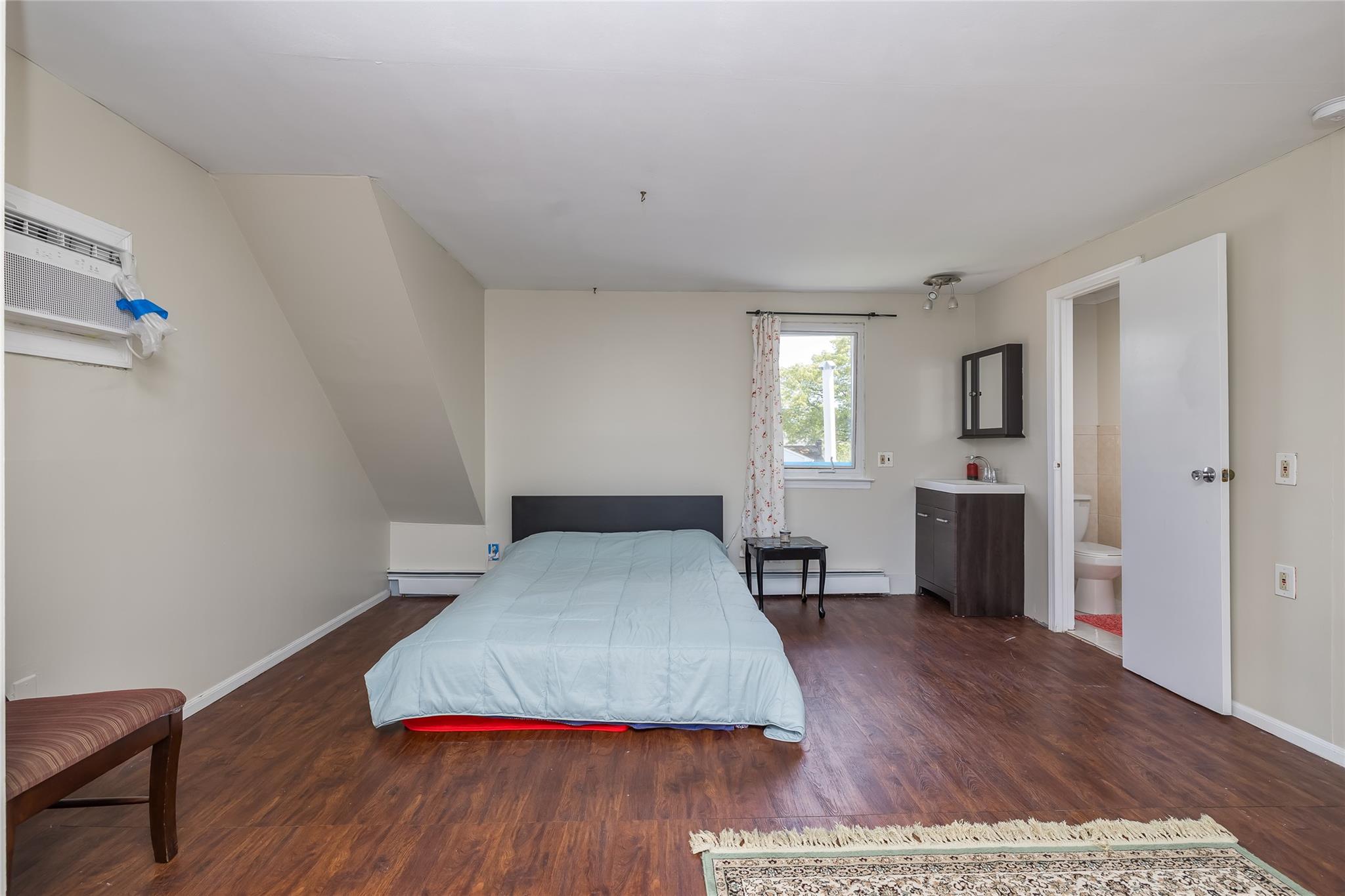 #13 photo, 1 Varney Avenue, Huntington Station , NY 11746