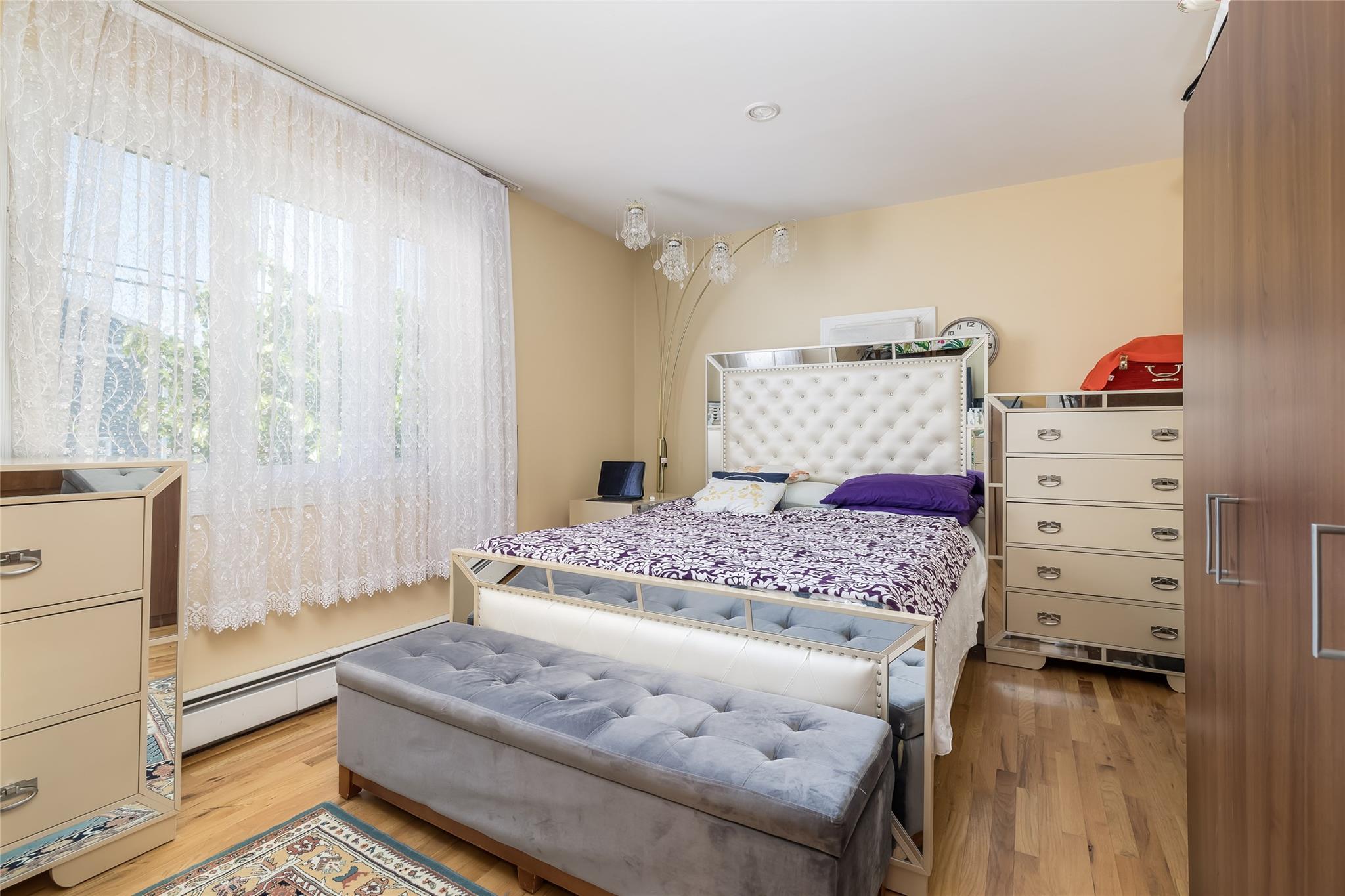 #9 photo, 1 Varney Avenue, Huntington Station , NY 11746