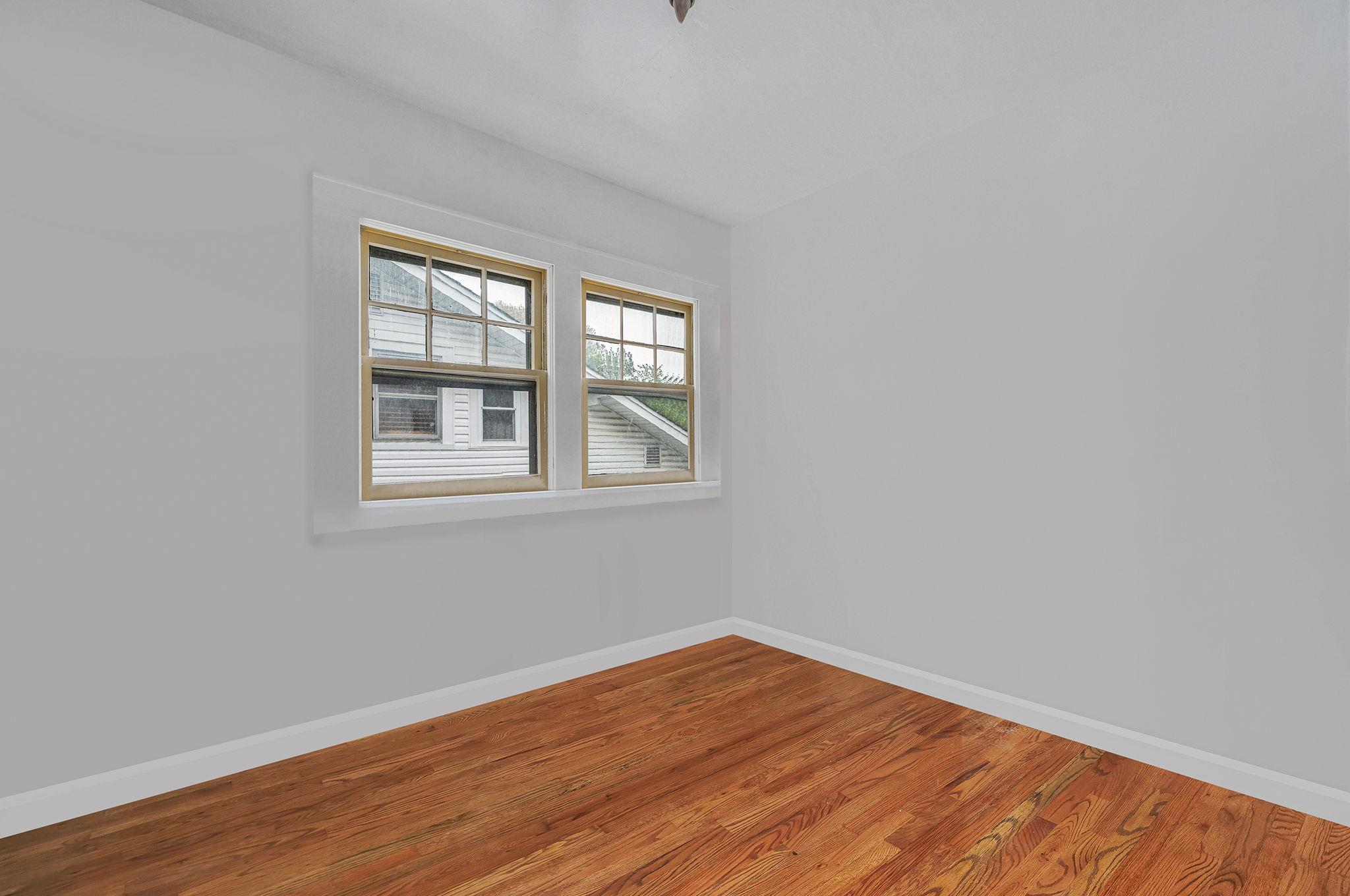 #12 photo, 481 Archer Street, Freeport , NY 11520