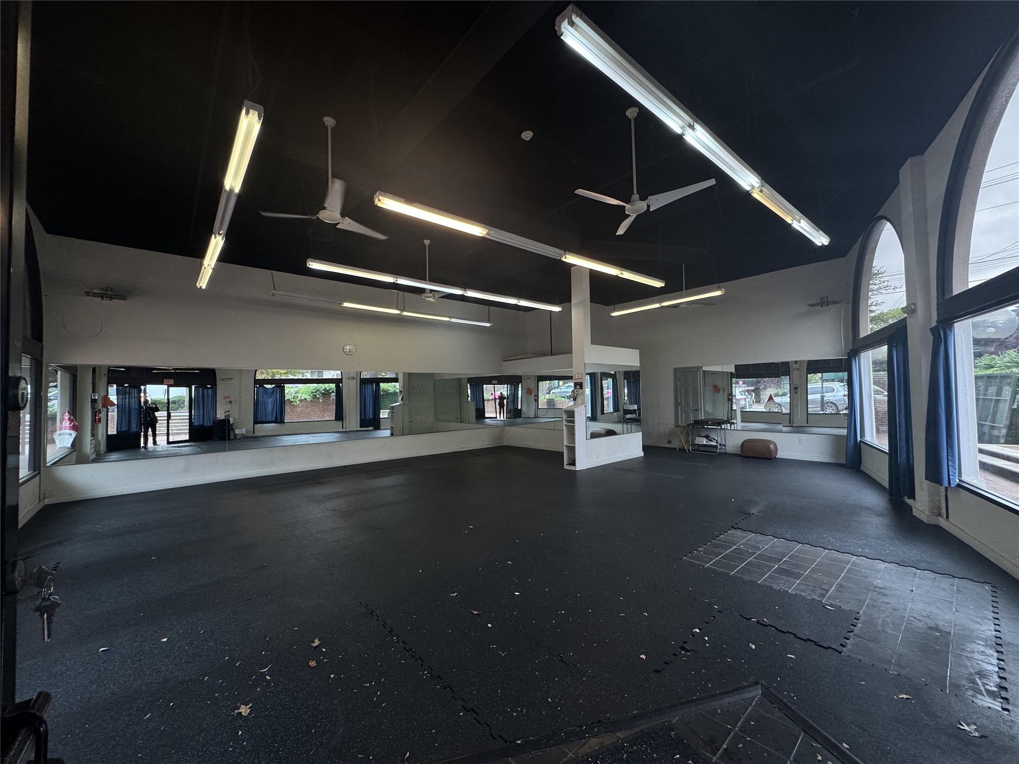 #2 photo, 25 Cuttermill Road, ナッソー郡 Great Neck , NY 11021