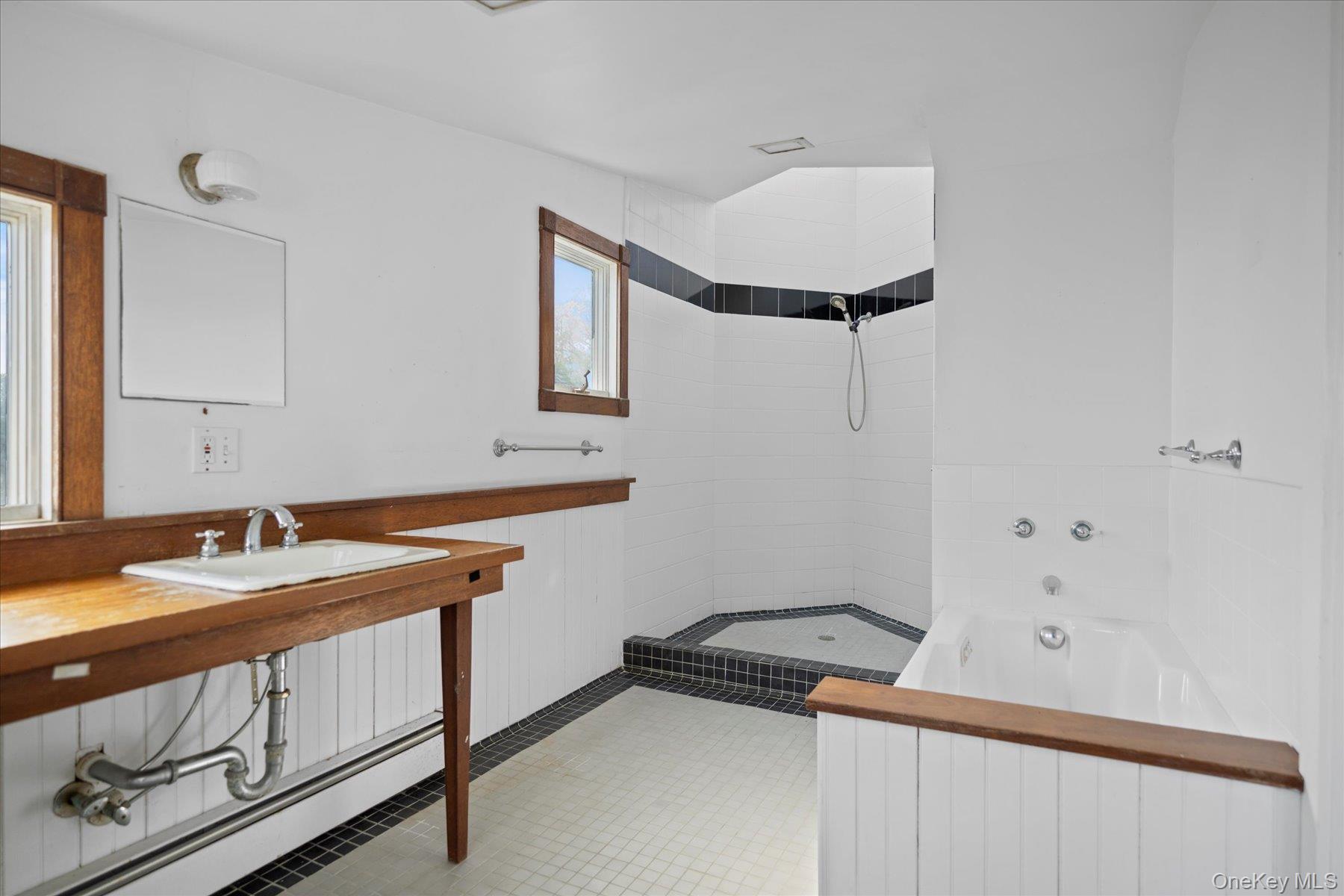 #17 photo, 4 Shore Road, サフォーク郡 Bellport Village , NY 11713