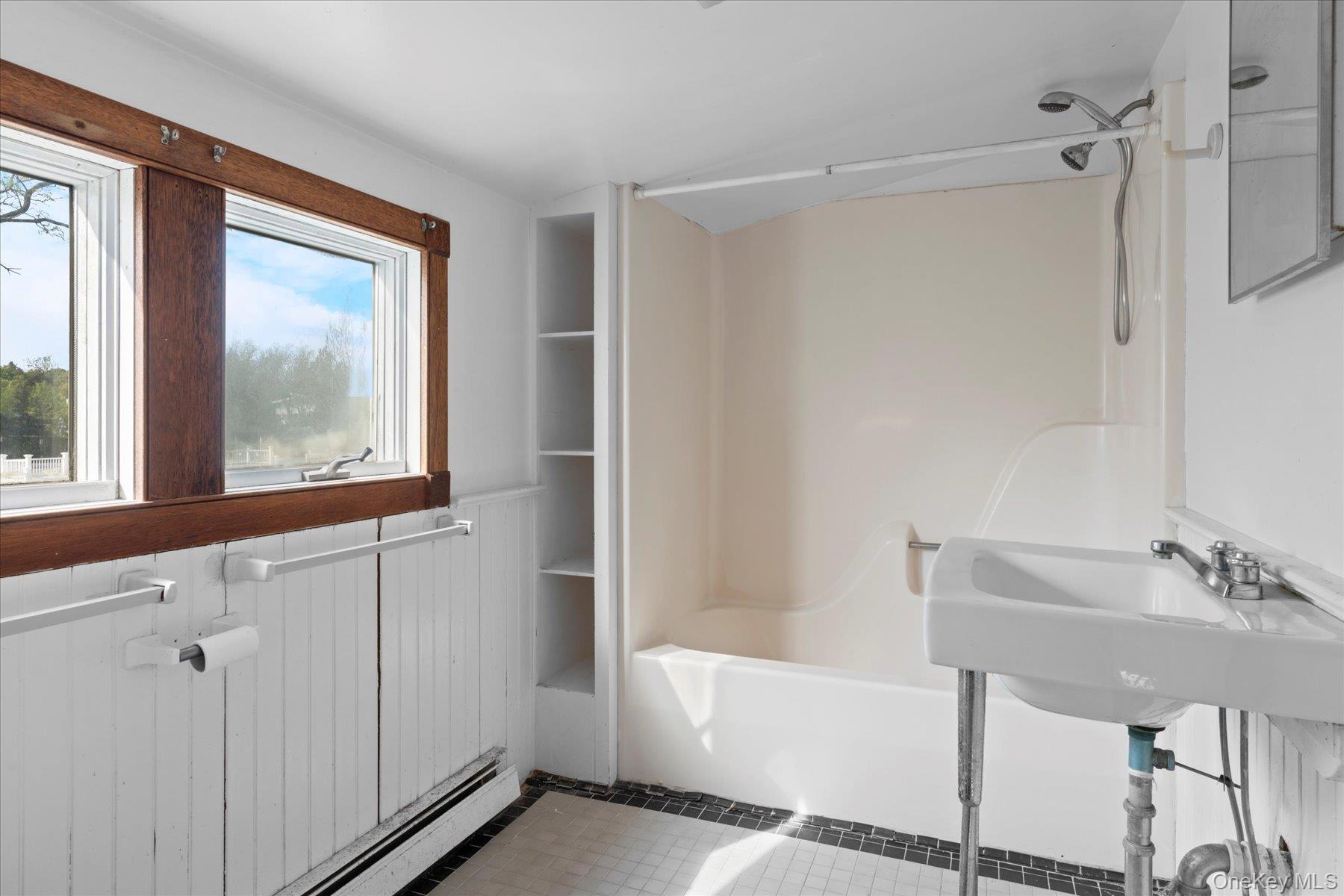 #20 photo, 4 Shore Road, サフォーク郡 Bellport Village , NY 11713