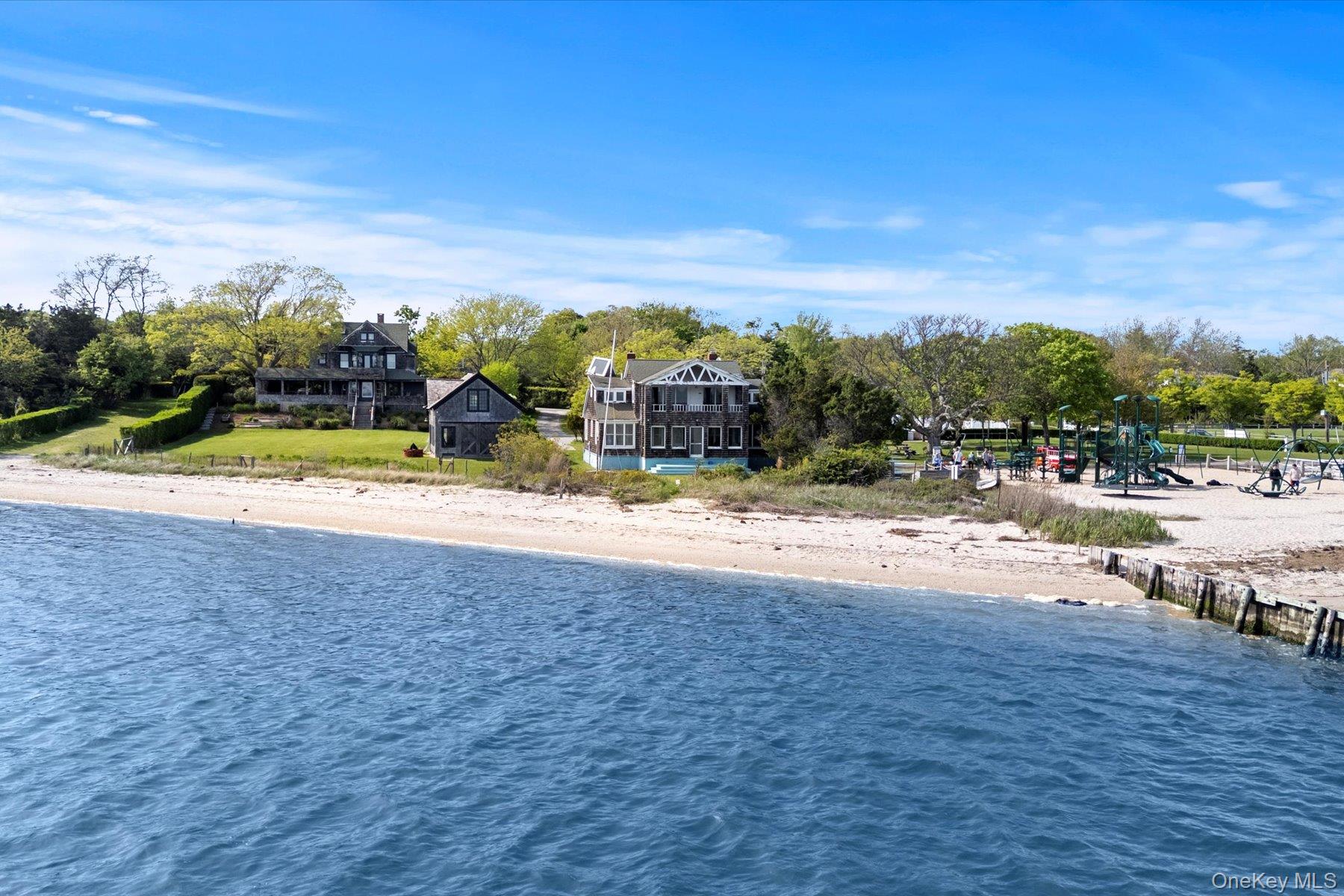 #4 photo, 4 Shore Road, サフォーク郡 Bellport Village , NY 11713