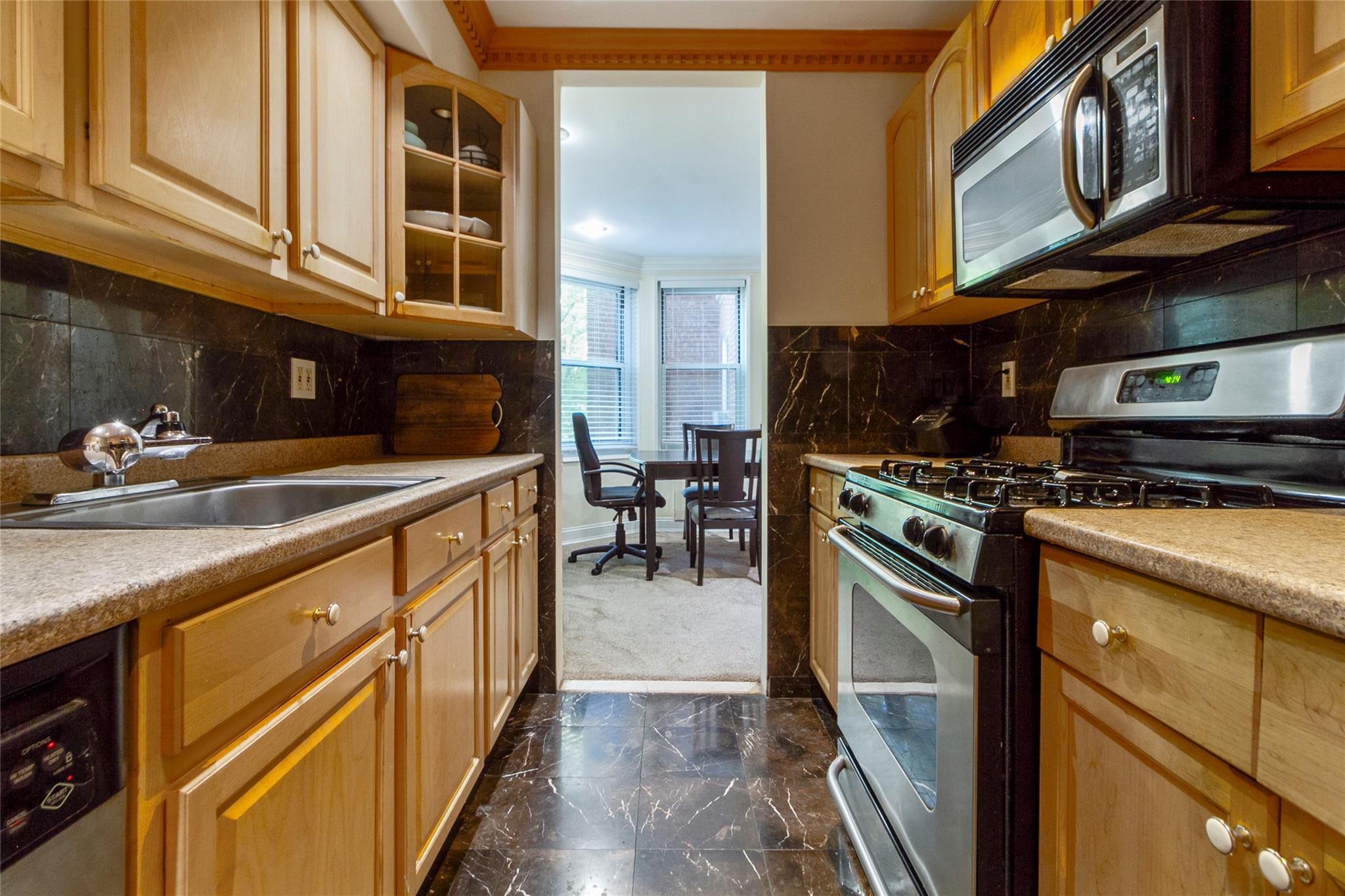 #9 photo, 1296 Midland Avenue, Yonkers , NY 10704