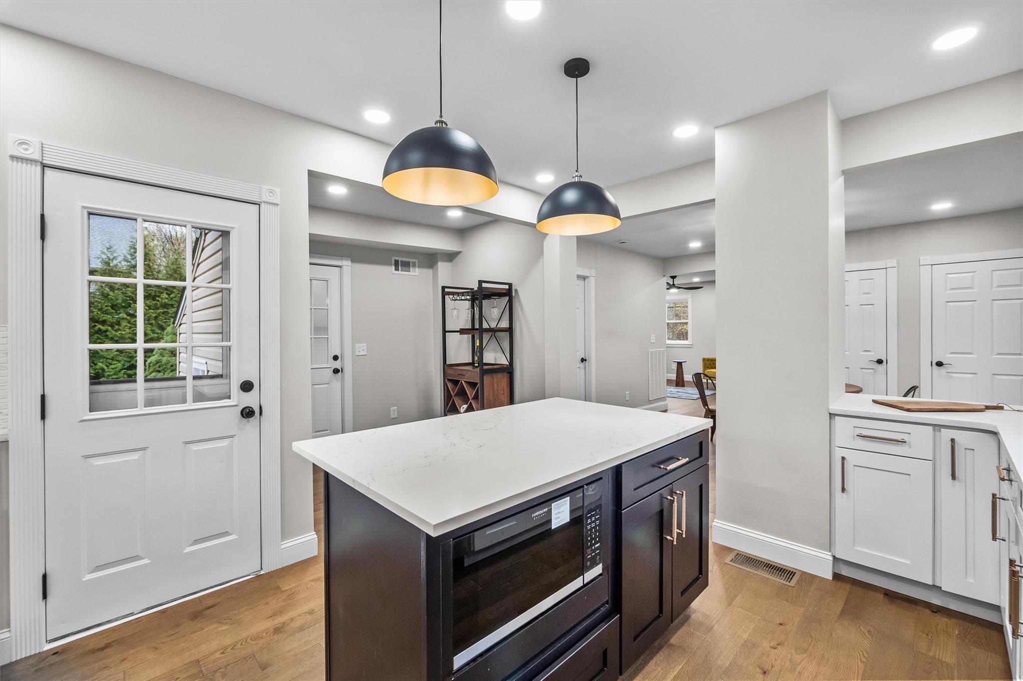 #8 photo, 78 E Maltbie Avenue, 紐約州 Suffern , NY 10901