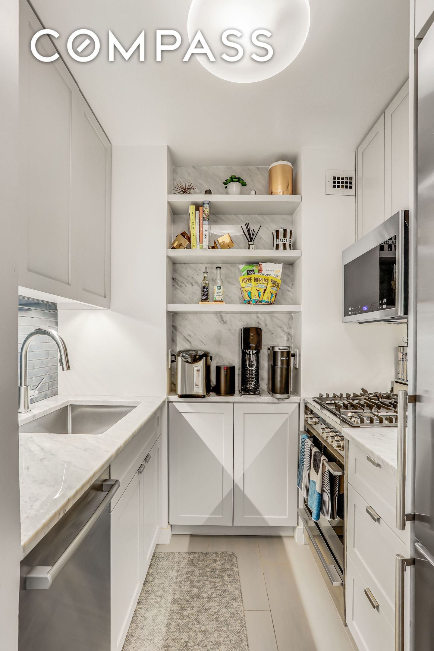 #7 photo, 310 E 46th Street, マンハッタン Midtown East , NY 10017