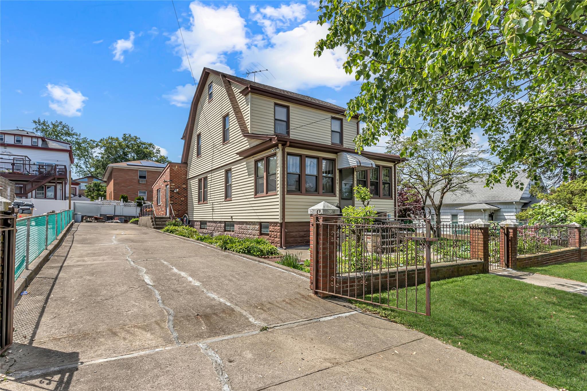 #2 photo, 6-10 129th Street, College Point , NY 11356