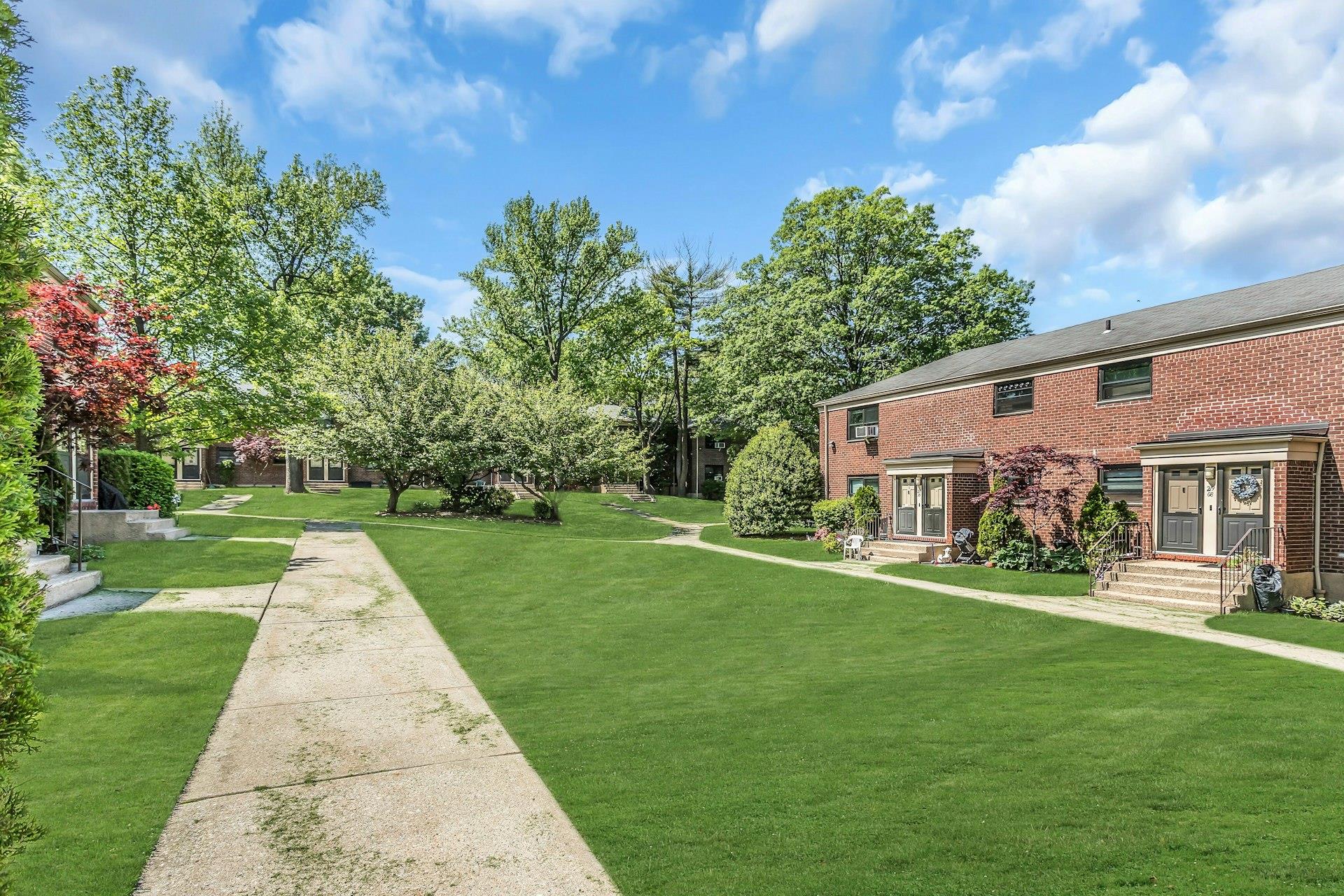 #2 photo, 219-36 75th Ave, クイーンズ区 Bayside , NY 11364