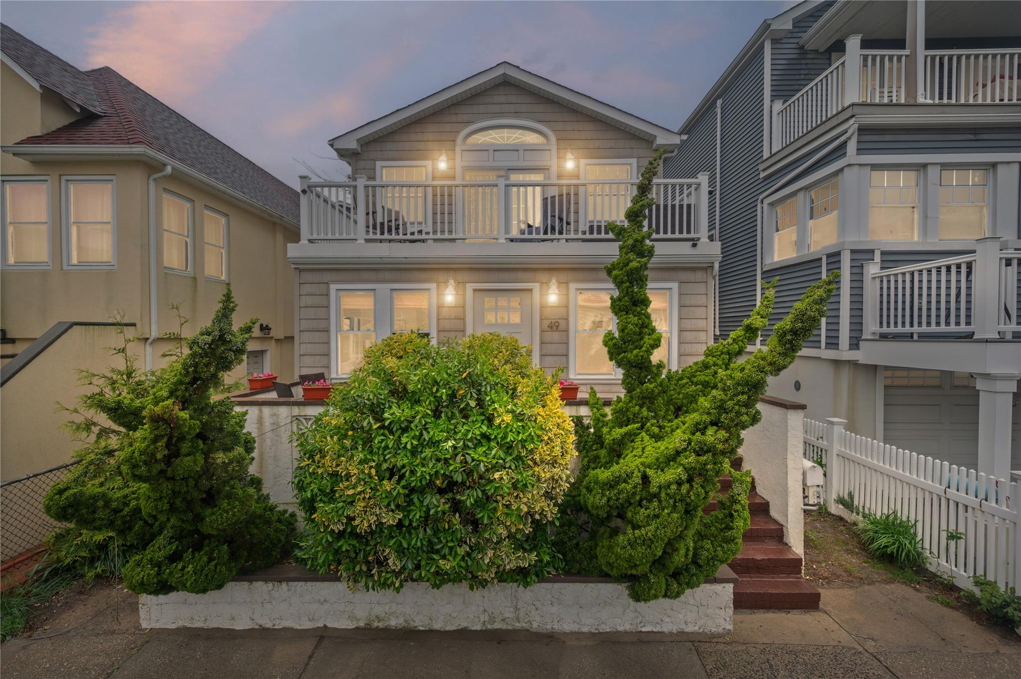 #2 photo, 49 Oregon Street, ナッソー郡 Long Beach , NY 11561