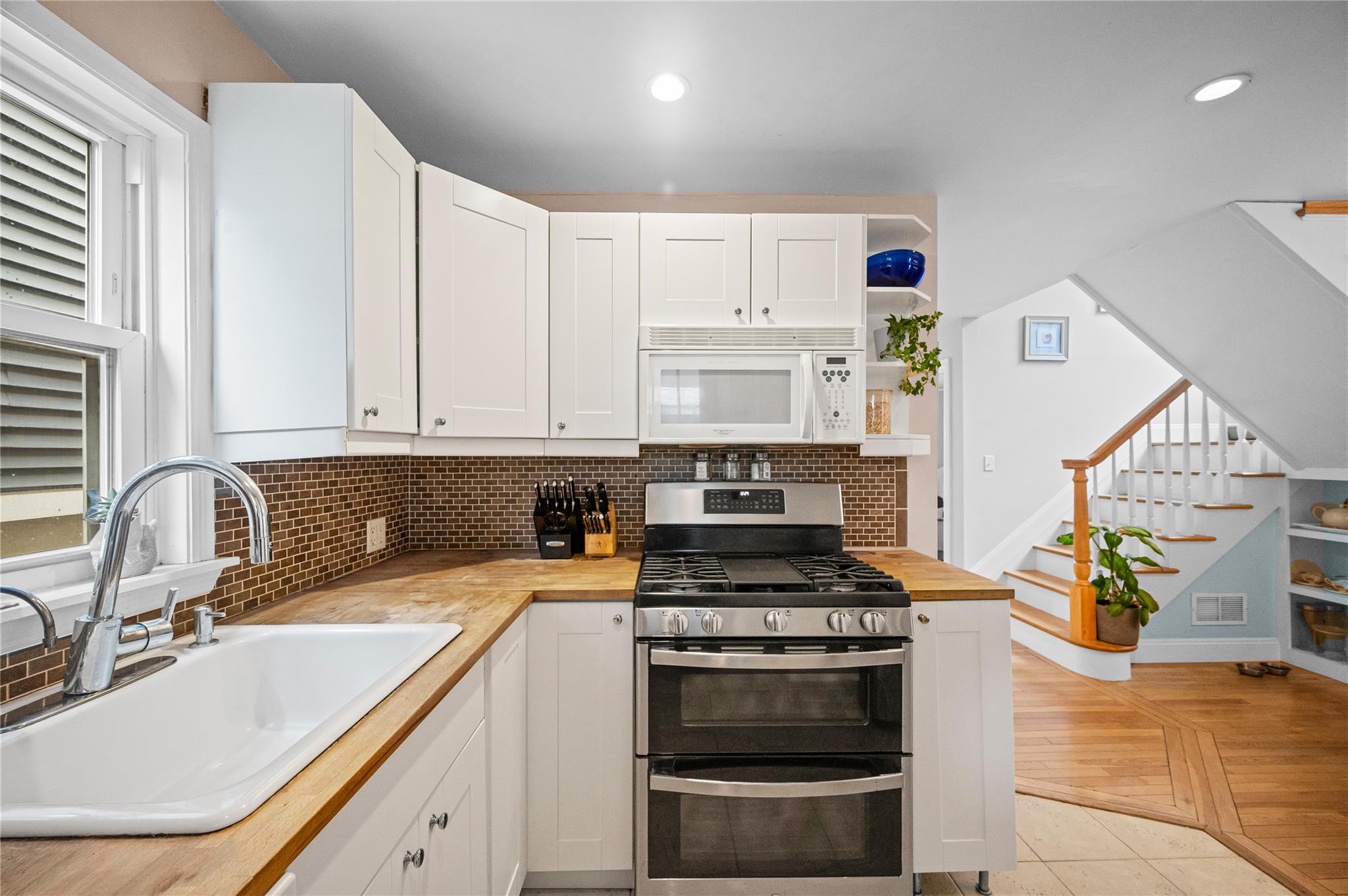 #9 photo, 49 Oregon Street, ナッソー郡 Long Beach , NY 11561