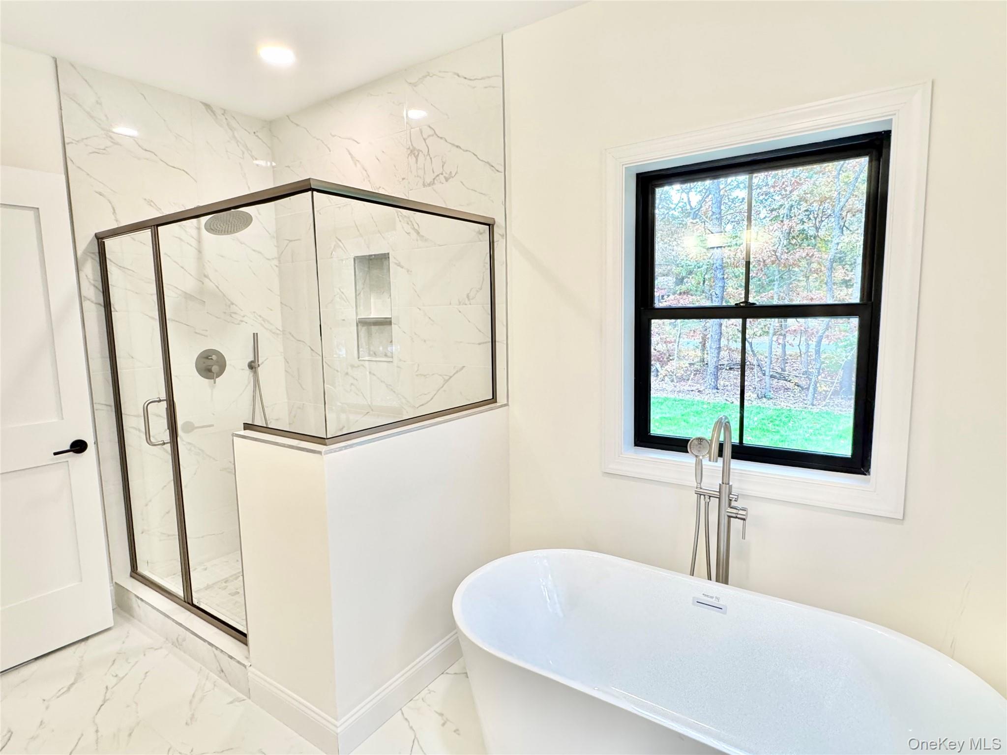 #20 photo, 122 Dayton Avenue, サフォーク郡 Manorville , NY 11949