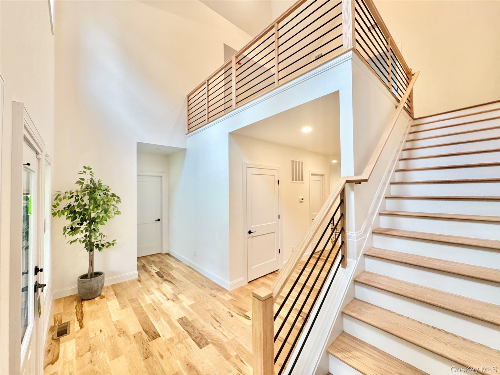 #3 photo, 122 Dayton Avenue, サフォーク郡 Manorville , NY 11949