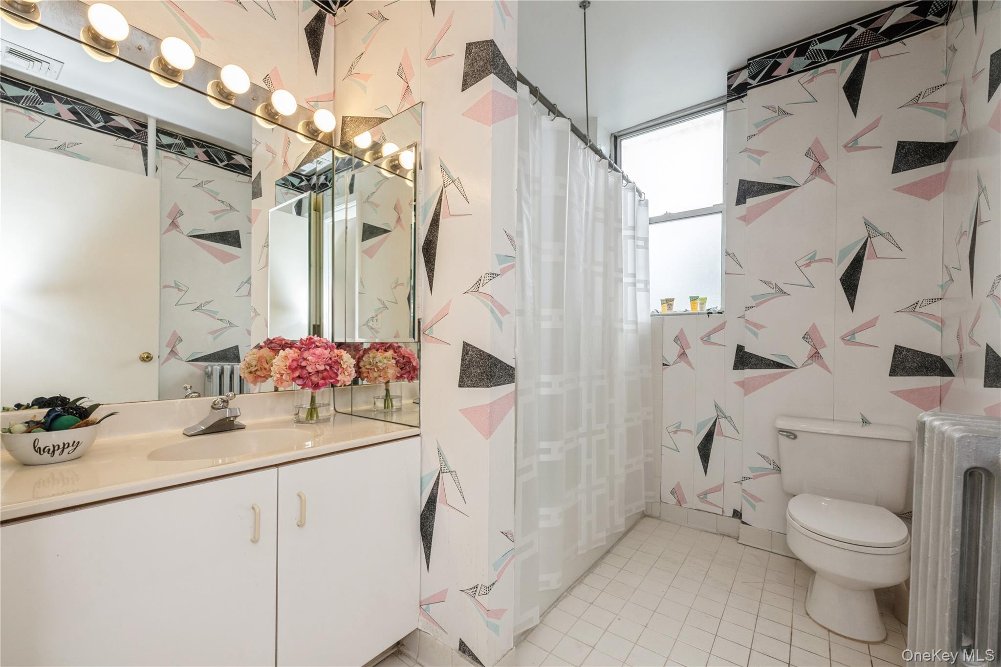 #17 photo, 1175 E Broadway, ナッソー郡 Hewlett , NY 11557