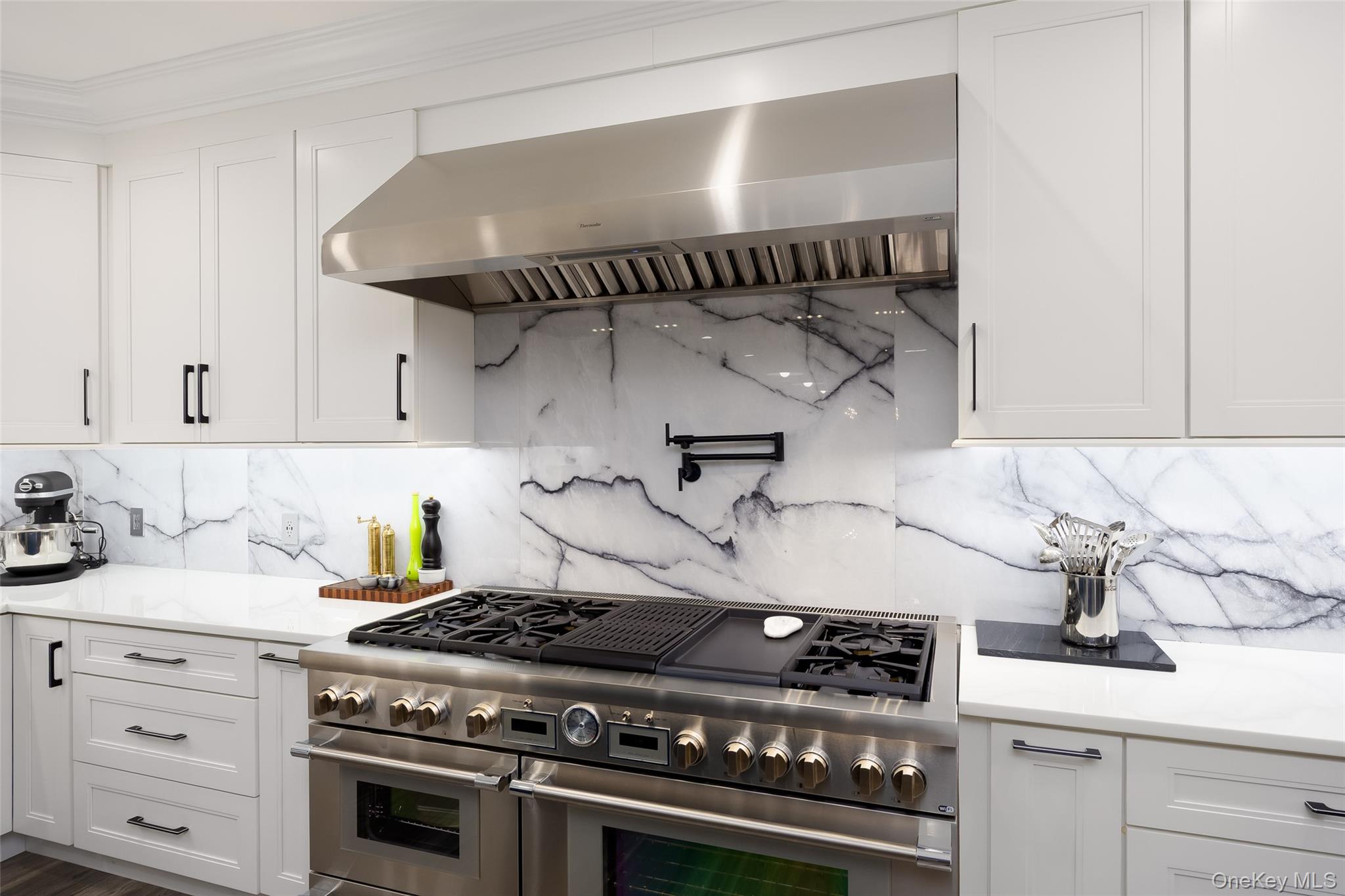 #20 photo, 18 Heron Court, ナッソー郡 Levittown , NY 11756