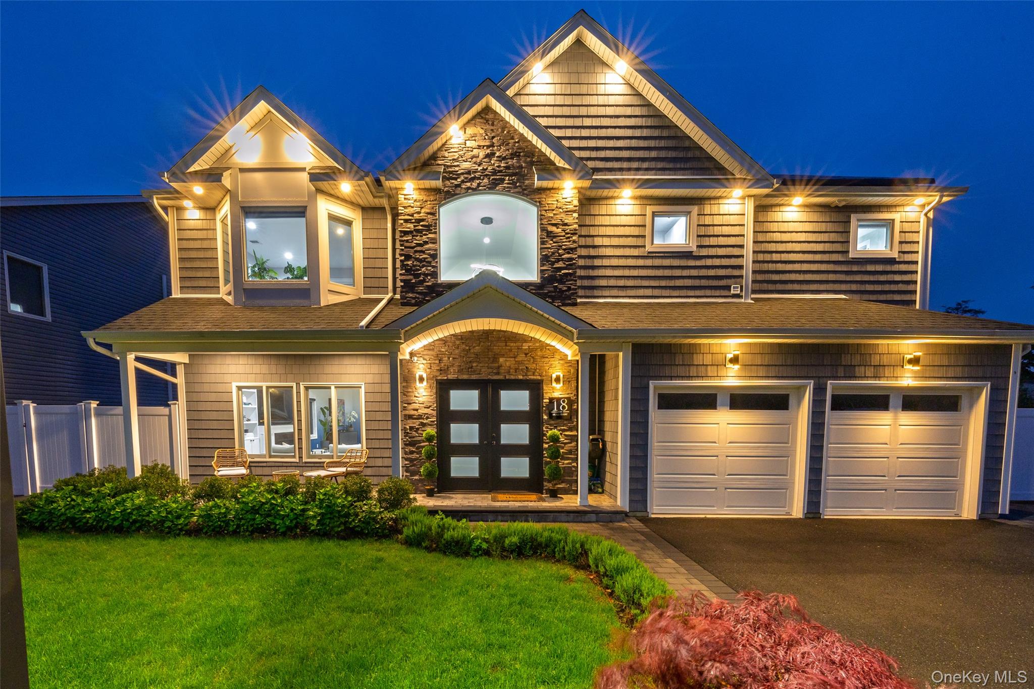 #3 photo, 18 Heron Court, ナッソー郡 Levittown , NY 11756