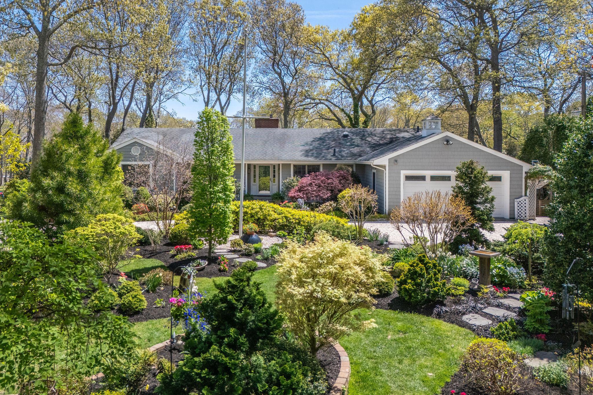 #1 photo, 2300 Glenn Road, Southold , NY 11971