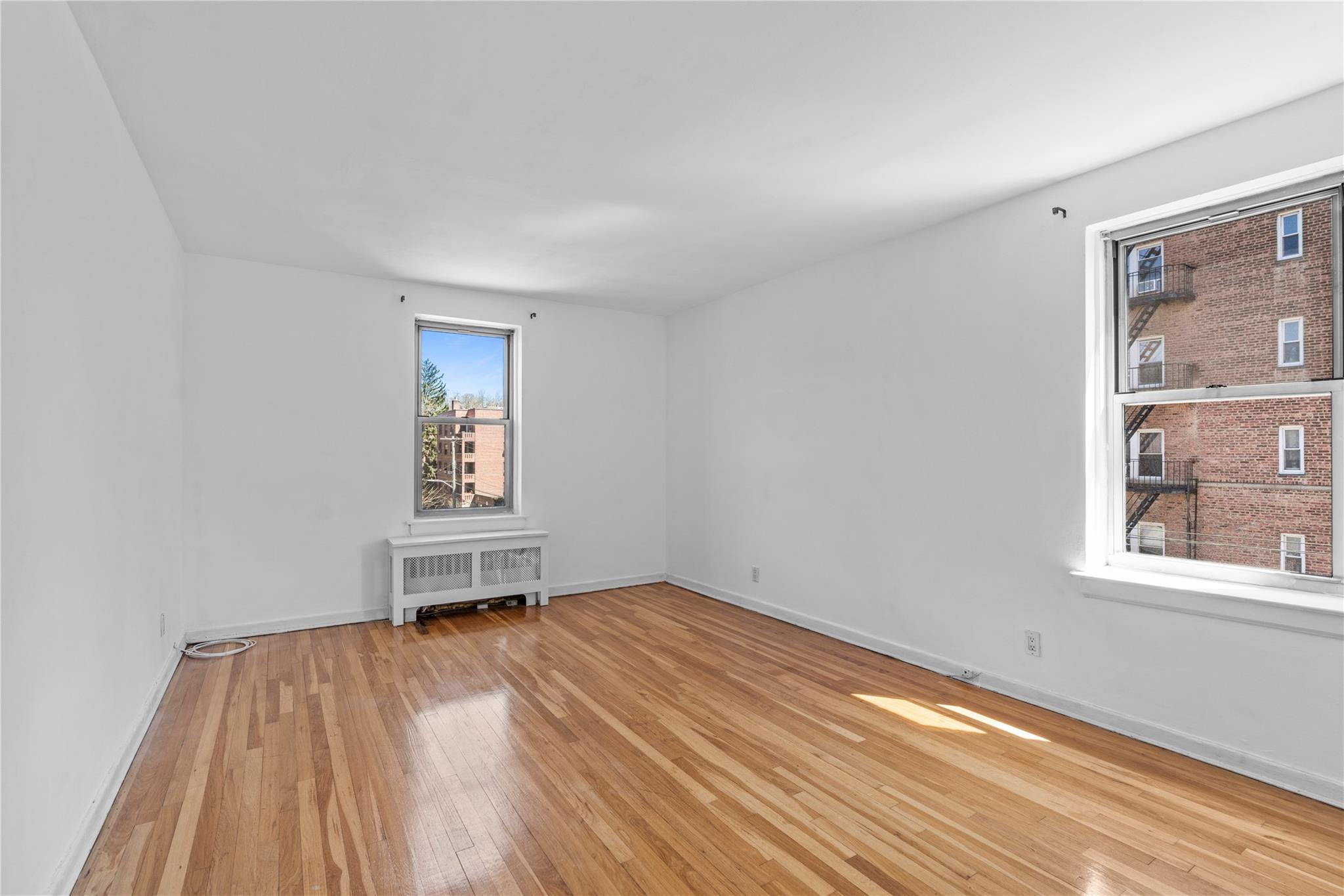 #7 photo, 1 Vincent Road, Bronxville , NY 10708