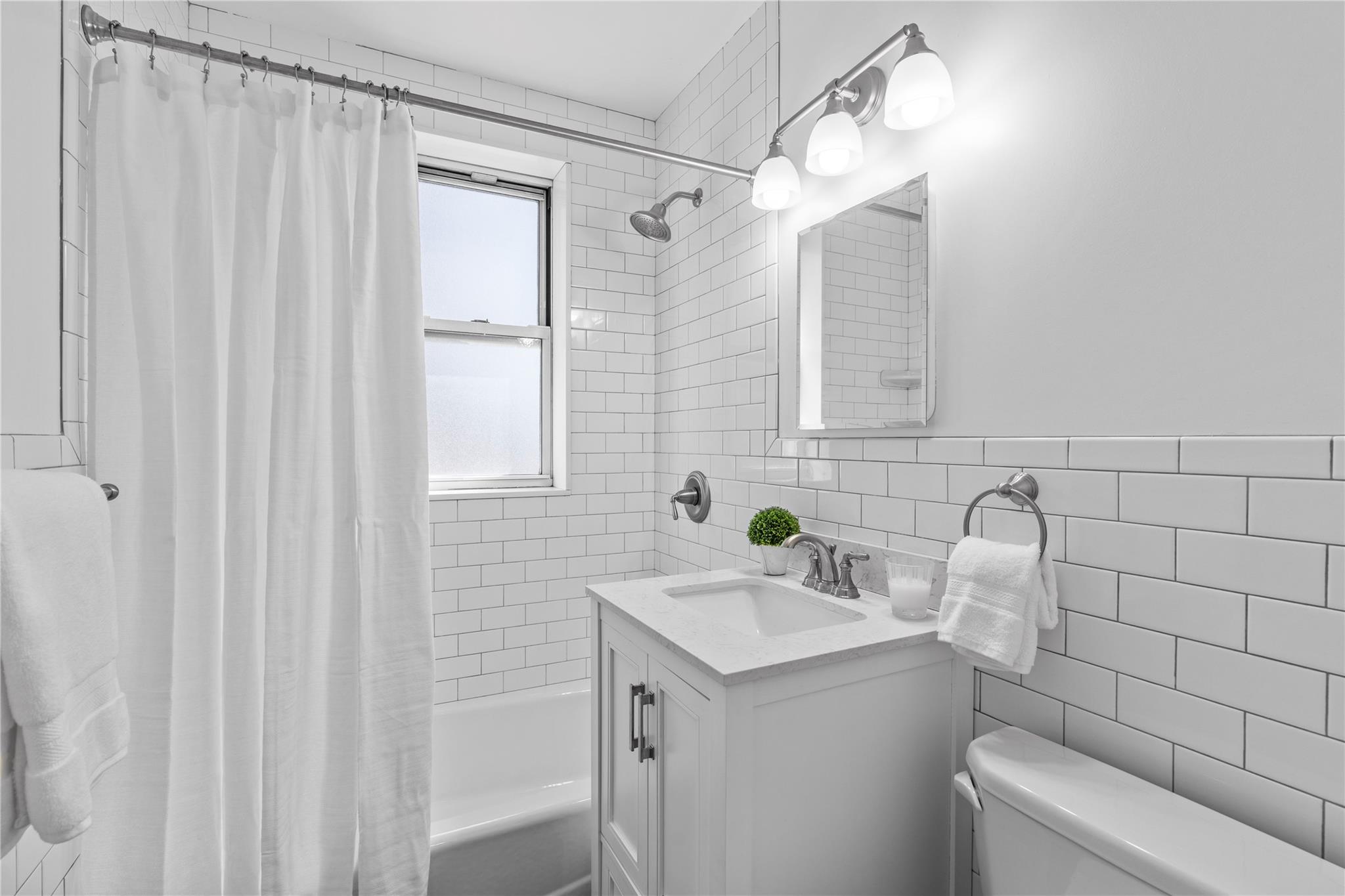 #9 photo, 1 Vincent Road, Bronxville , NY 10708