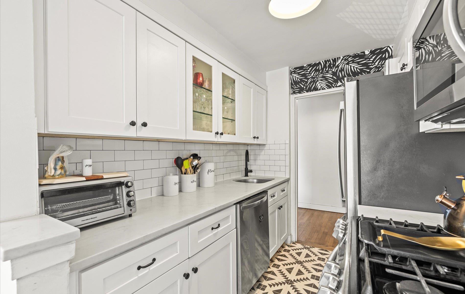 #11 photo, 5 Birchwood Court, ナッソー郡 Mineola , NY 11501