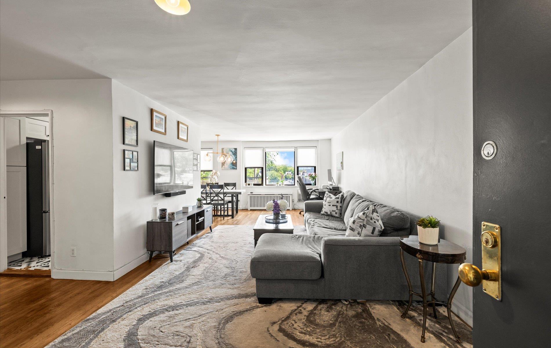 #3 photo, 5 Birchwood Court, ナッソー郡 Mineola , NY 11501