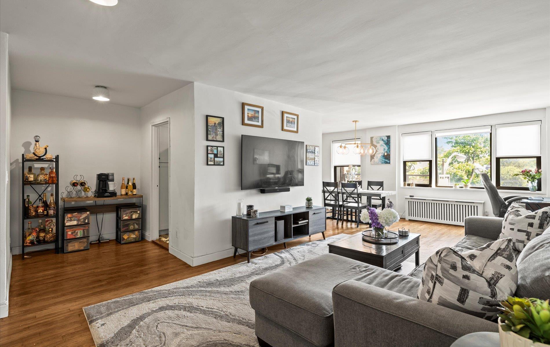 #5 photo, 5 Birchwood Court, ナッソー郡 Mineola , NY 11501