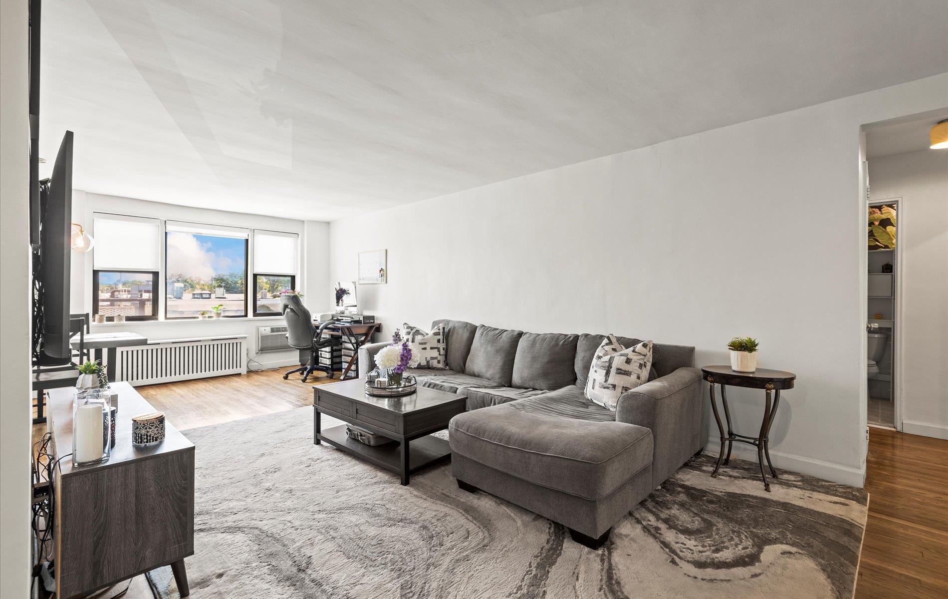 #7 photo, 5 Birchwood Court, ナッソー郡 Mineola , NY 11501