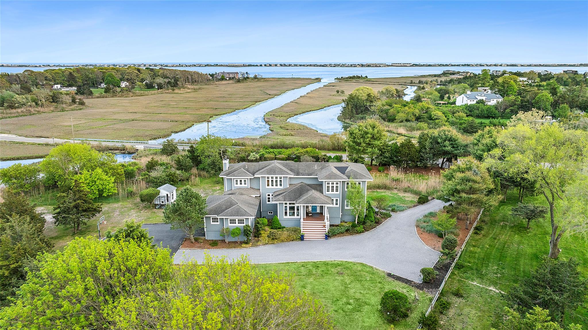#1 photo, 14 South Country Road, Westhampton , NY 11977