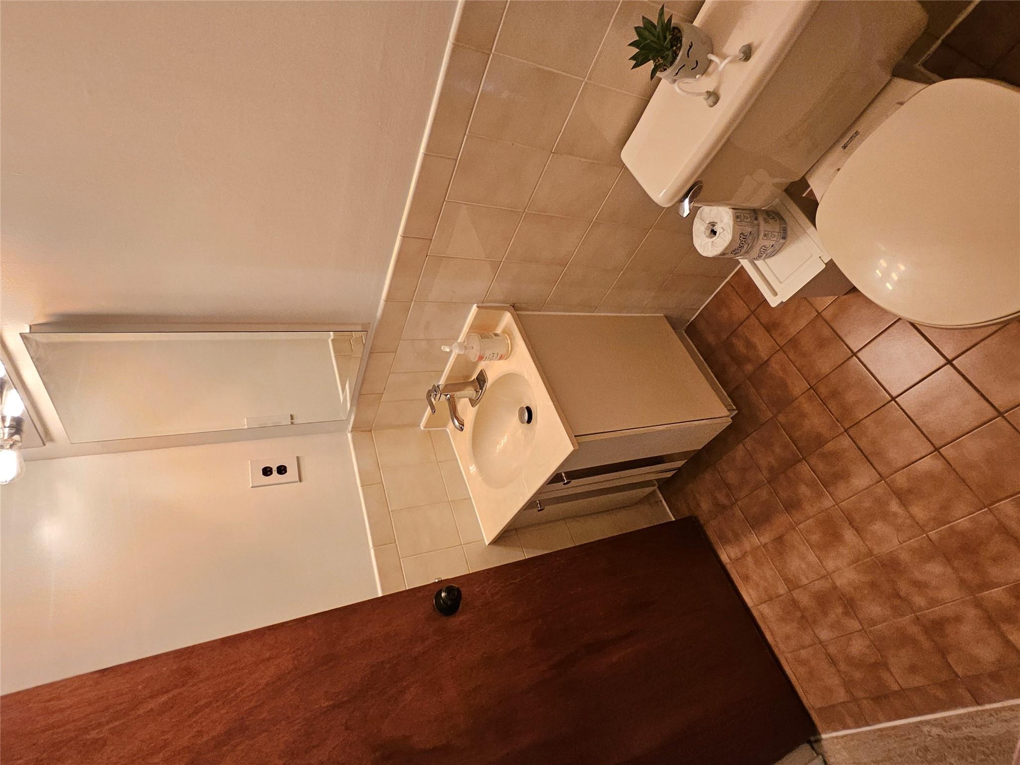 #14 photo, 62-10 Woodside Avenue, クイーンズ区 Woodside , NY 11377