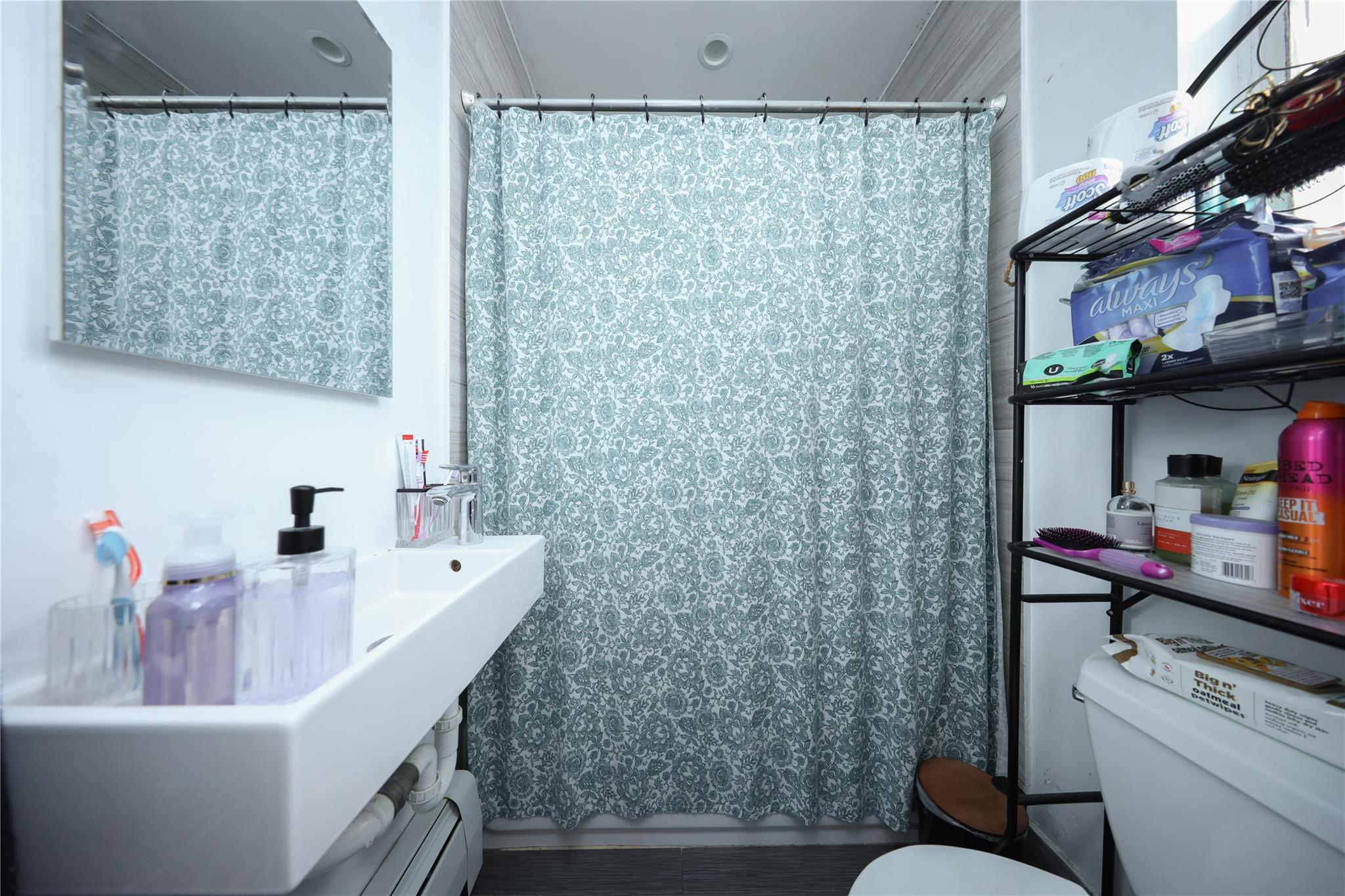 #12 photo, 22-08 120th Street, クイーンズ区 College Point , NY 11356