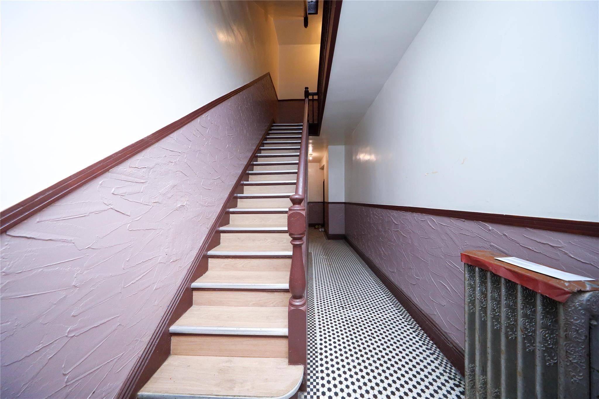 #4 photo, 22-08 120th Street, クイーンズ区 College Point , NY 11356