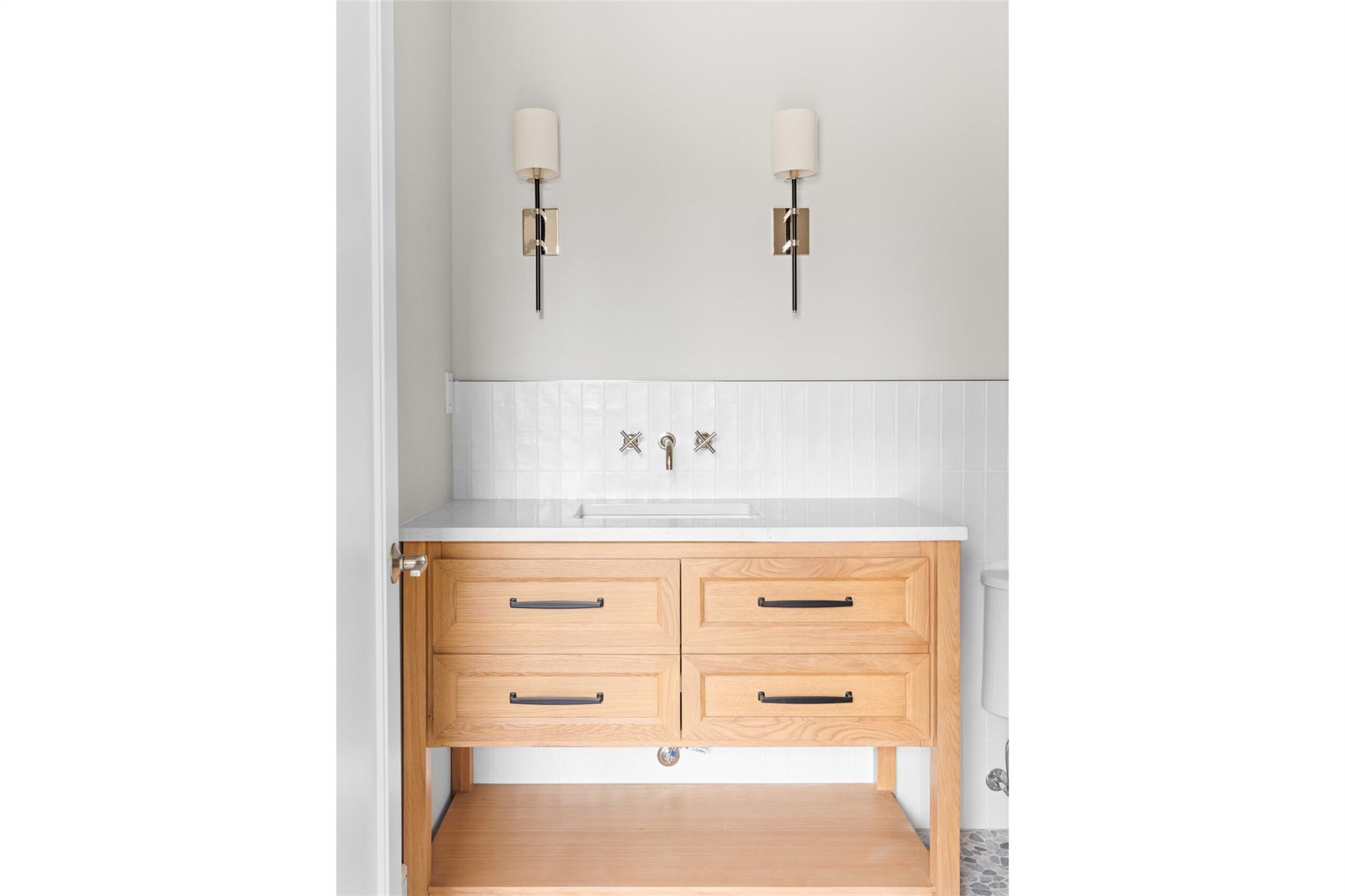 #20 photo, 26 Pine Tree Road, サフォーク郡 Southampton , NY 11968