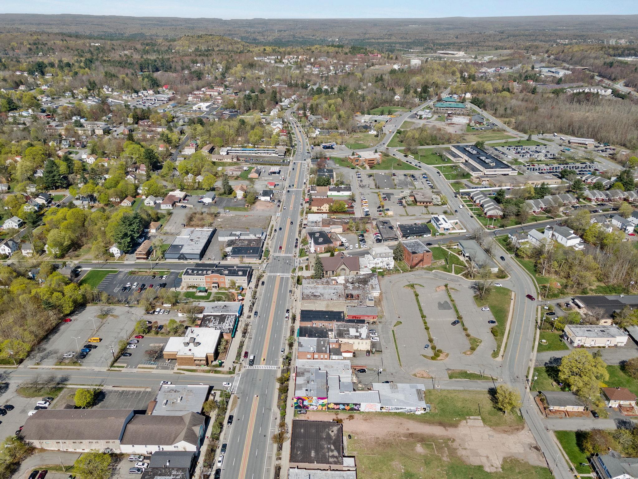 #19 photo, 456 Broadway, Monticello , NY 12701