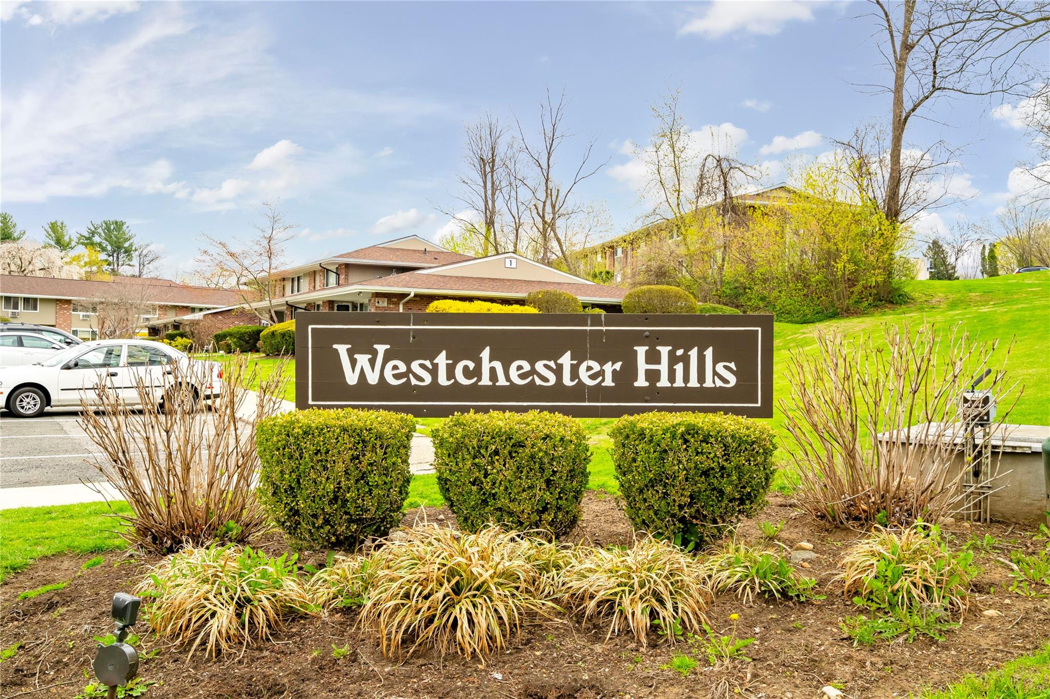 #1 photo, 606 Old Country Road, Elmsford , NY 10523