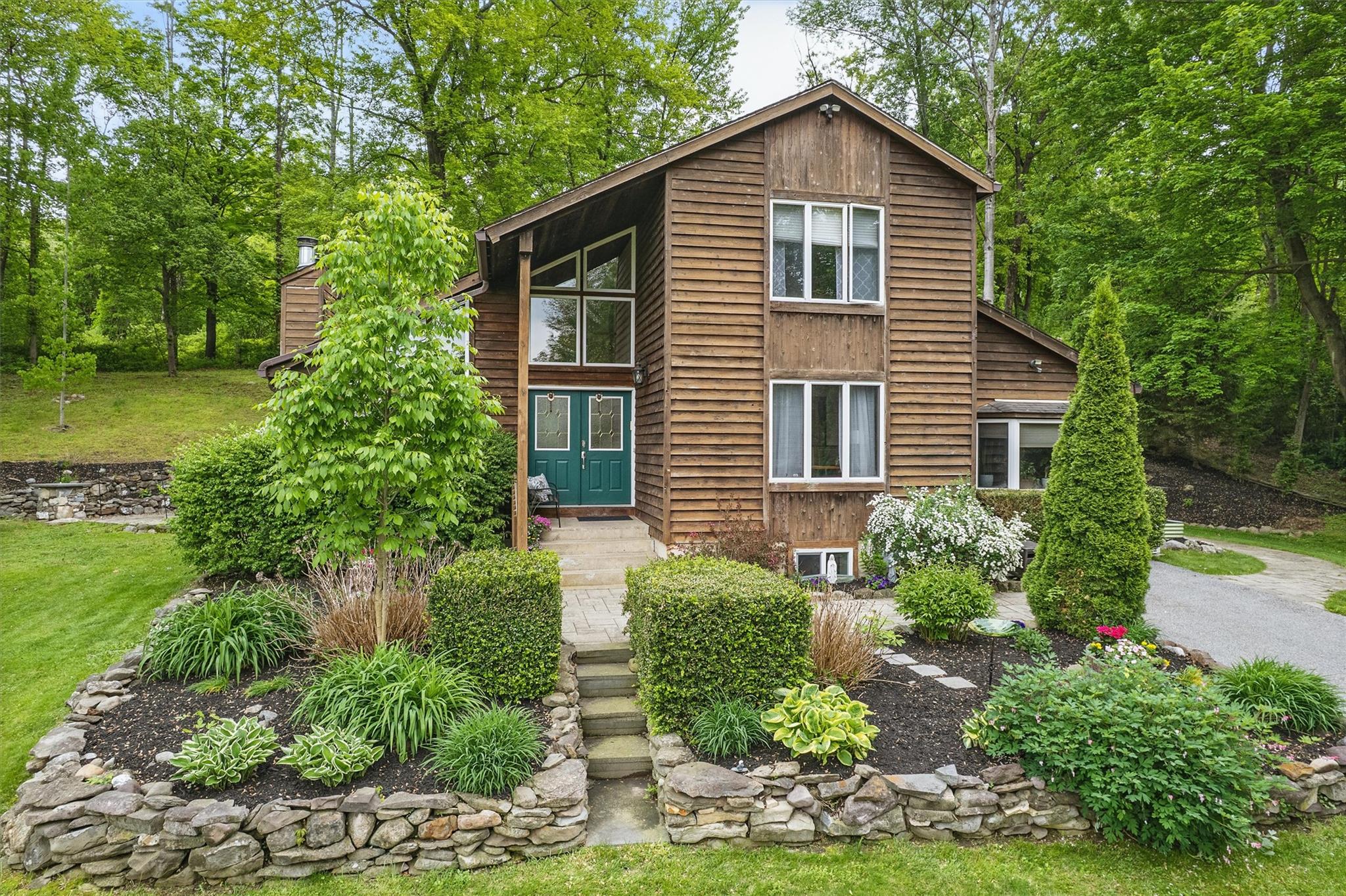 #1 photo, 228 Bellvale Lakes Road, 뉴욕주 Warwick , NY 10990